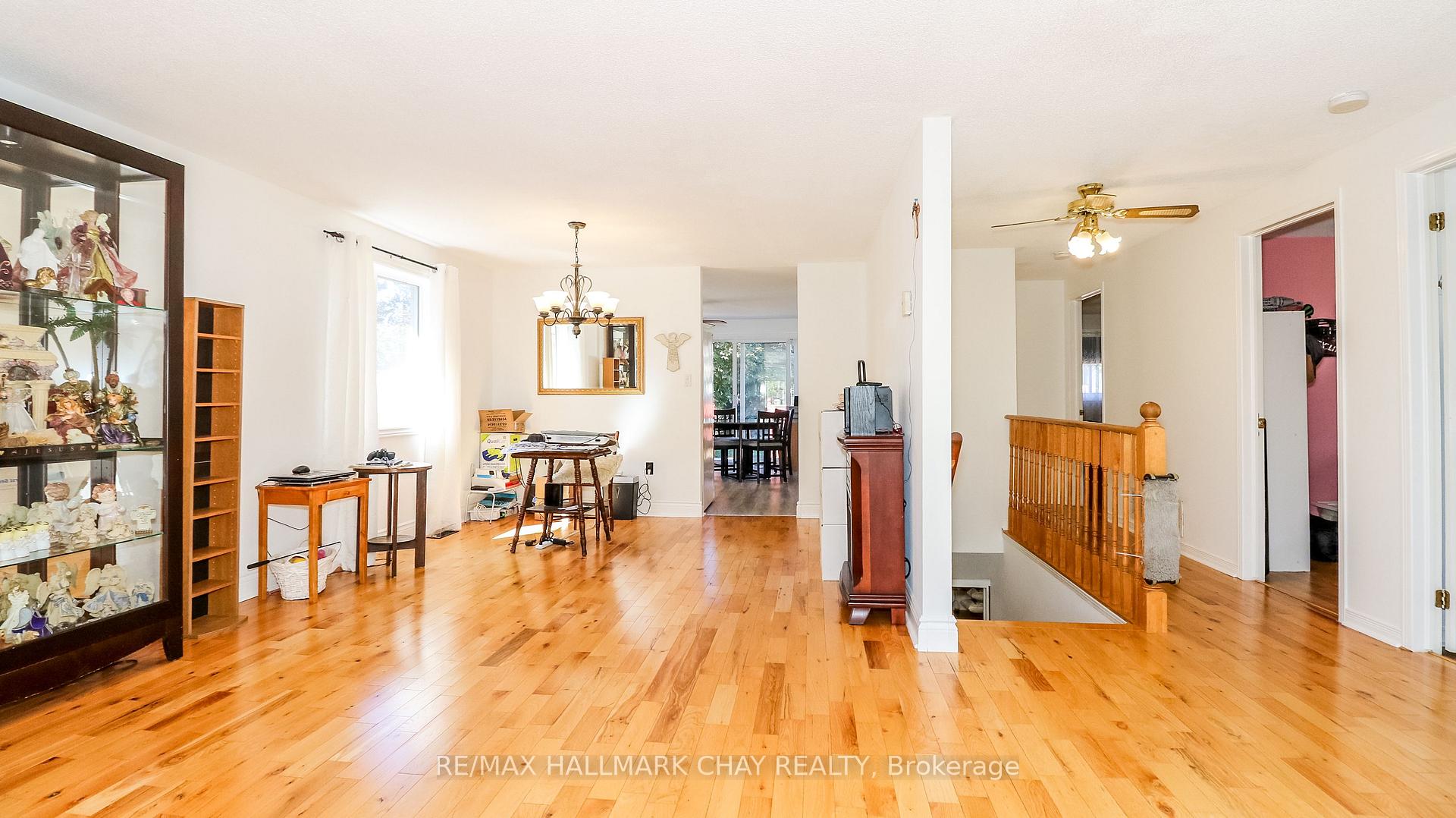 Photo 14 of 4 Hersey Crescent, Barrie, Holly — HOMEH