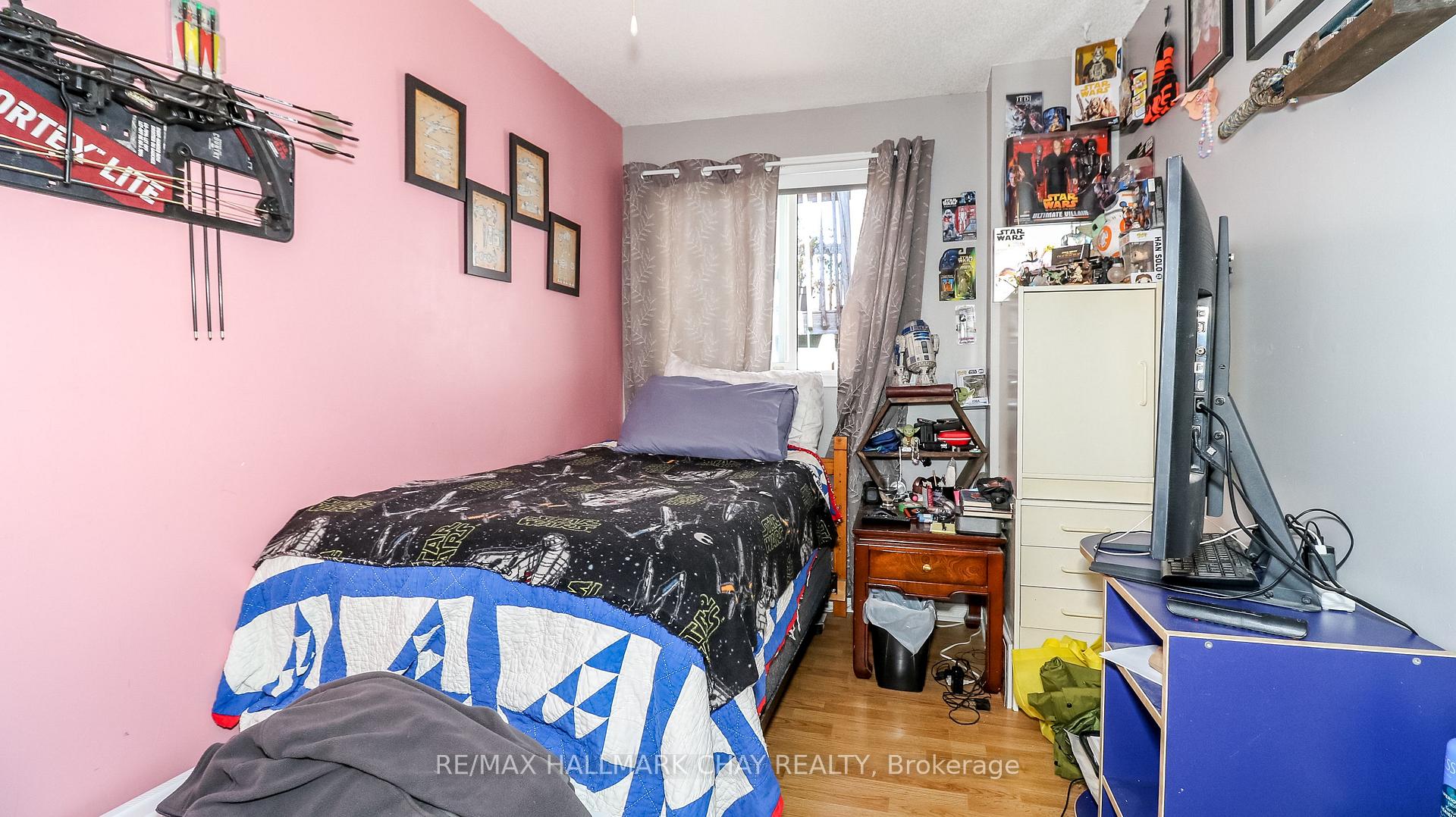 Photo 25 of 4 Hersey Crescent, Barrie, Holly — HOMEH