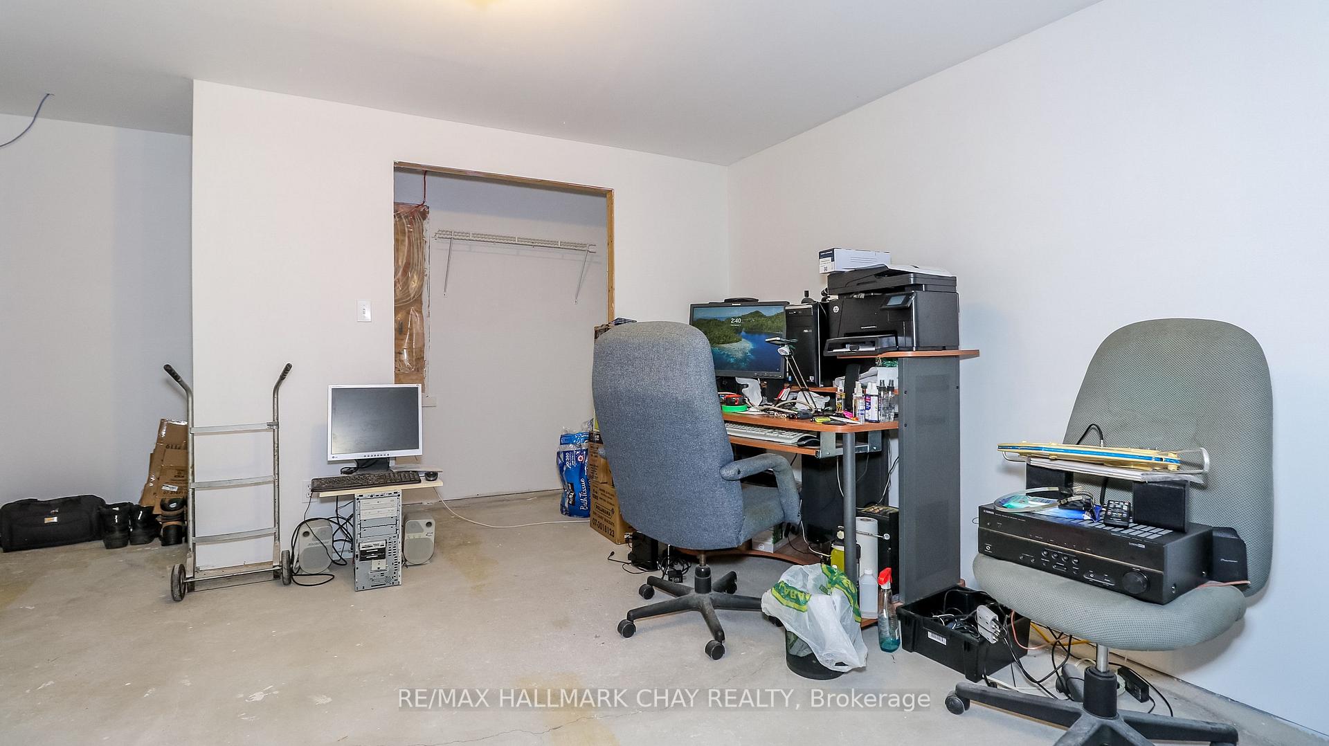 Photo 37 of 4 Hersey Crescent, Barrie, Holly — HOMEH
