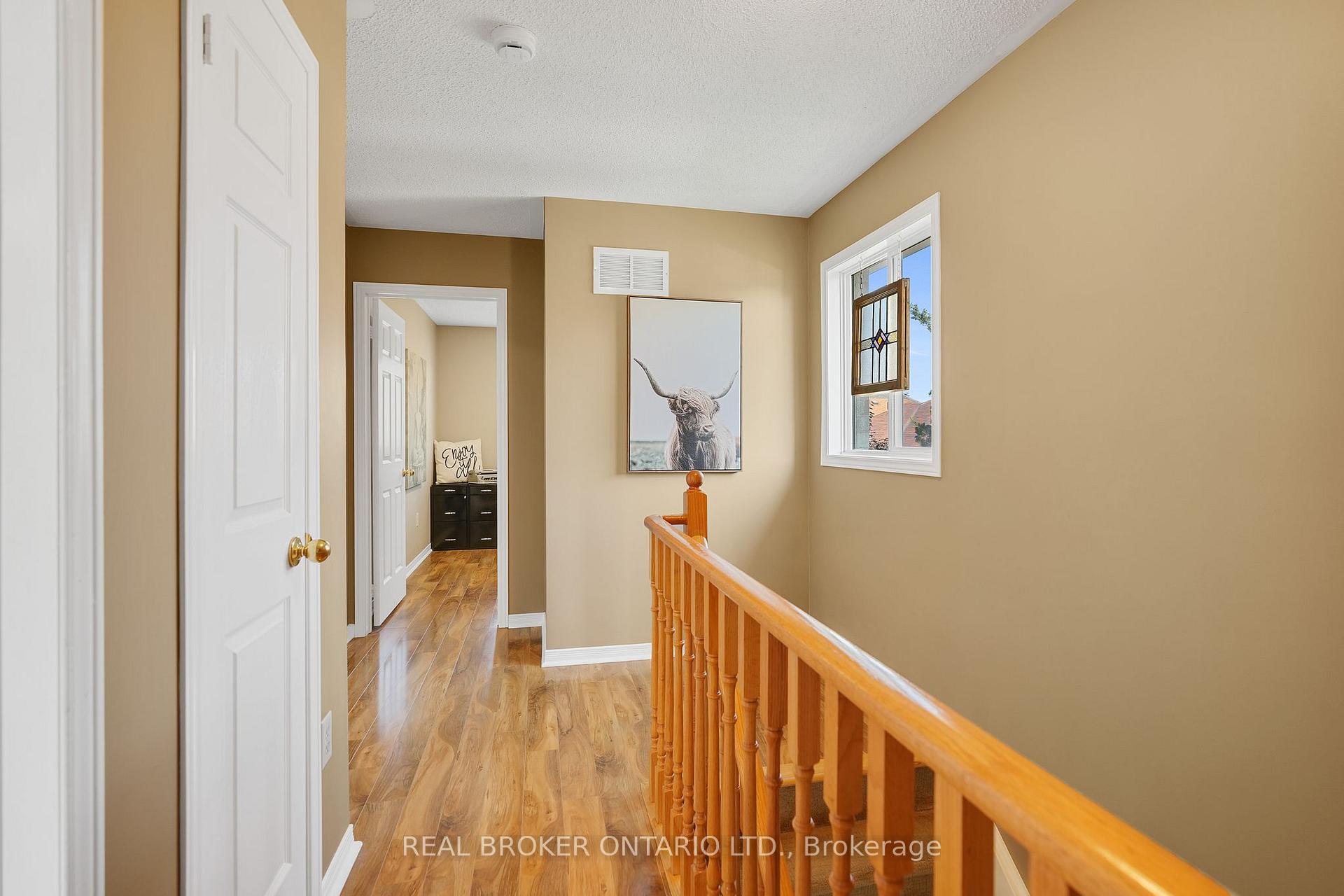 Photo 17 of 4 Ironhorse Crescent, Caledon, Bolton West — HOMEH