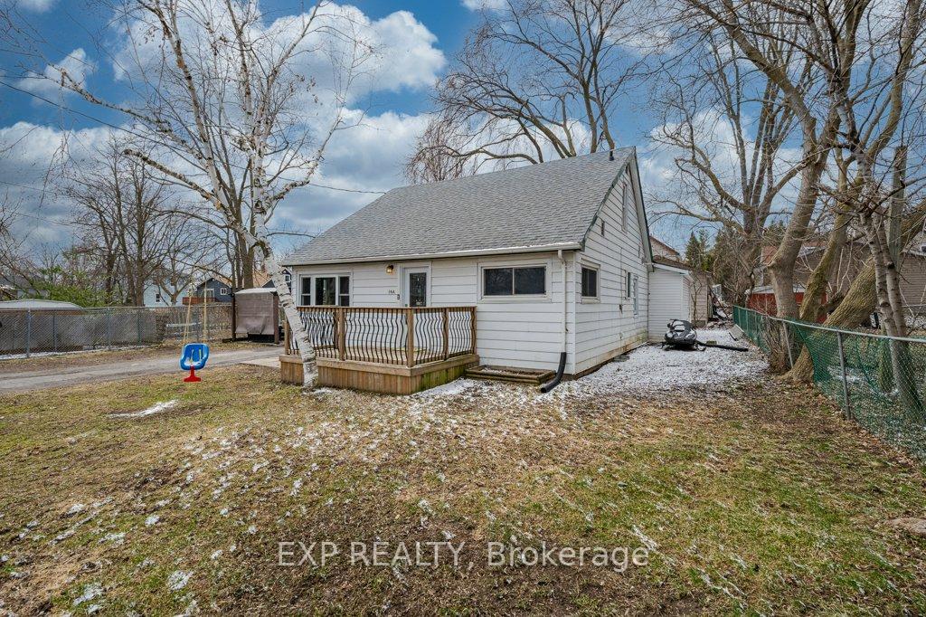 Photo 4 of 14 A Reynolds Crescent, Belleville, Belleville Ward — HOMEH