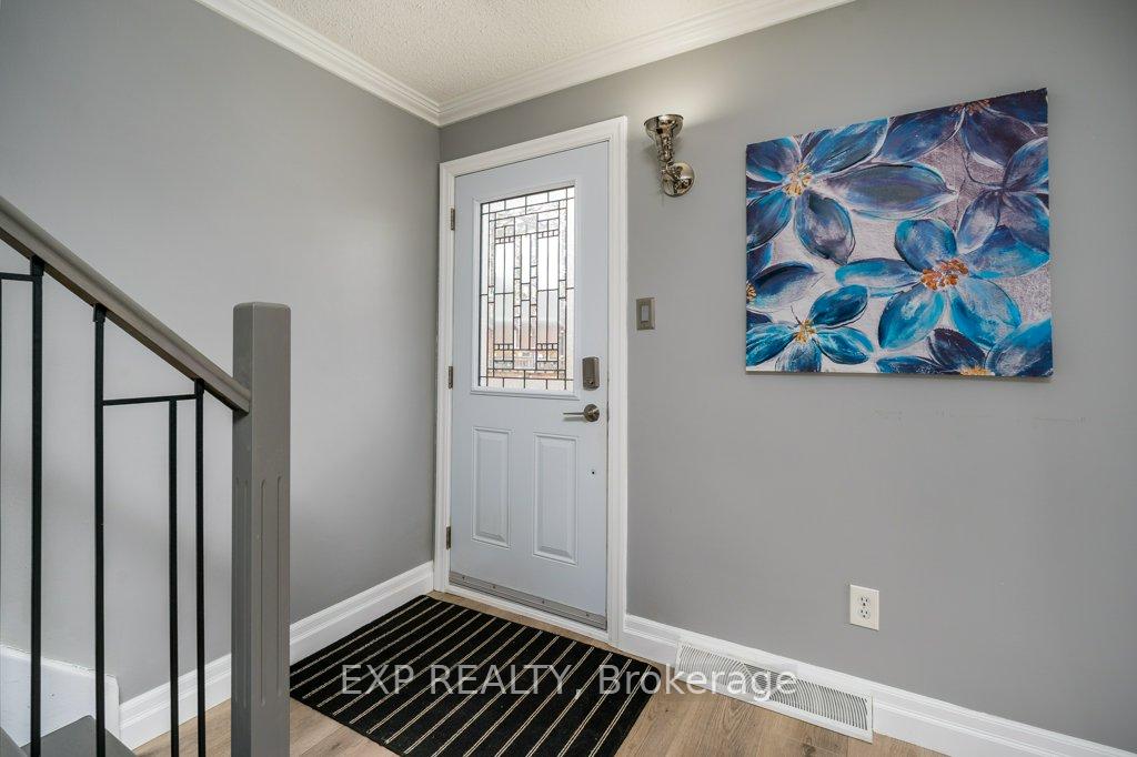 Photo 7 of 14 A Reynolds Crescent, Belleville, Belleville Ward — HOMEH