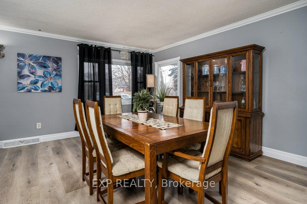 Photo 9 of 14 A Reynolds Crescent, Belleville, Belleville Ward — HOMEH