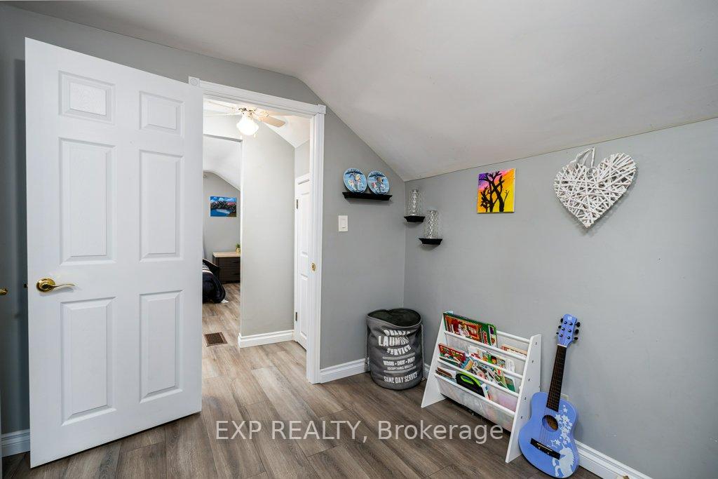 Photo 28 of 14 A Reynolds Crescent, Belleville, Belleville Ward — HOMEH