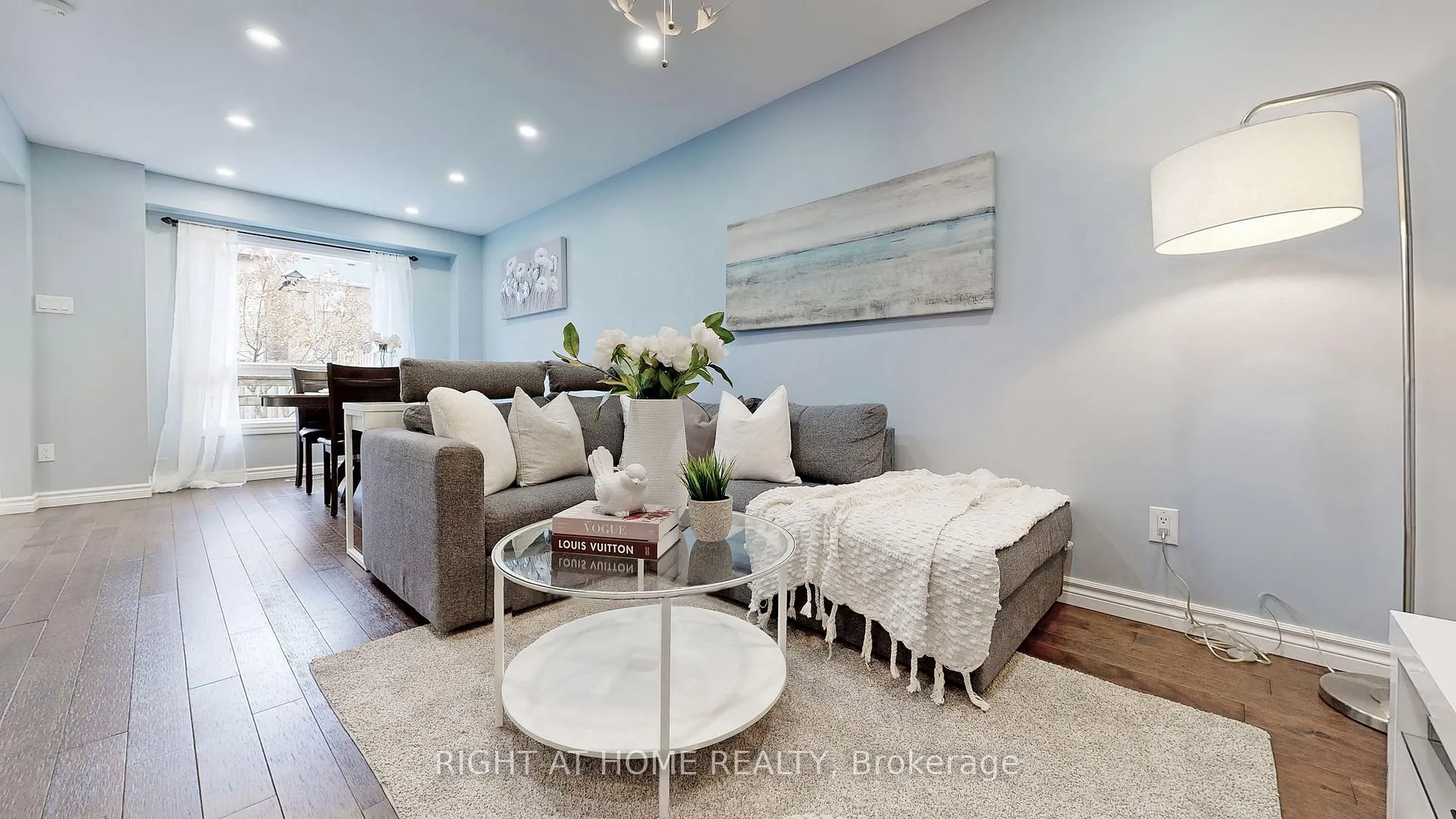 Photo 2 of 105 Greenfield Crescent, Whitby, Blue Grass Meadows — HOMEH