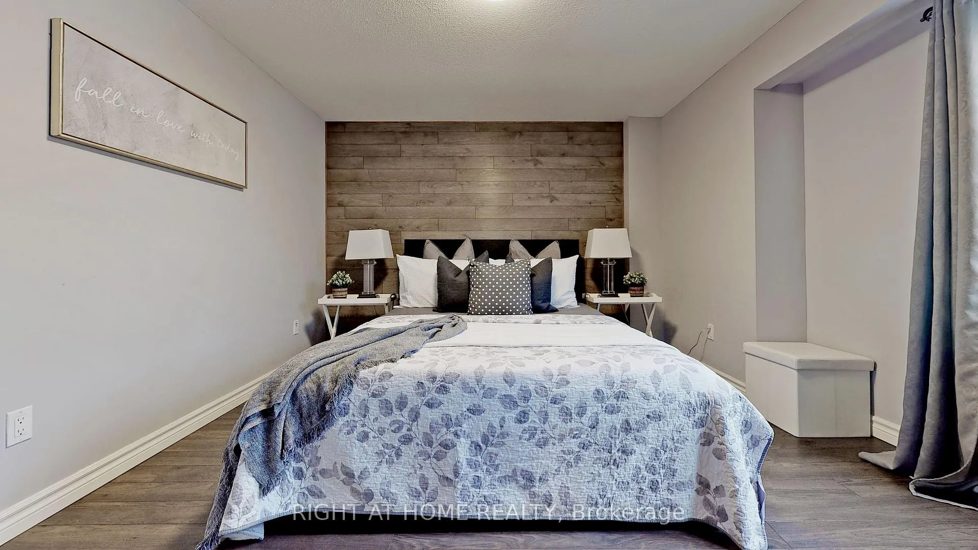 Photo 15 of 105 Greenfield Crescent, Whitby, Blue Grass Meadows — HOMEH