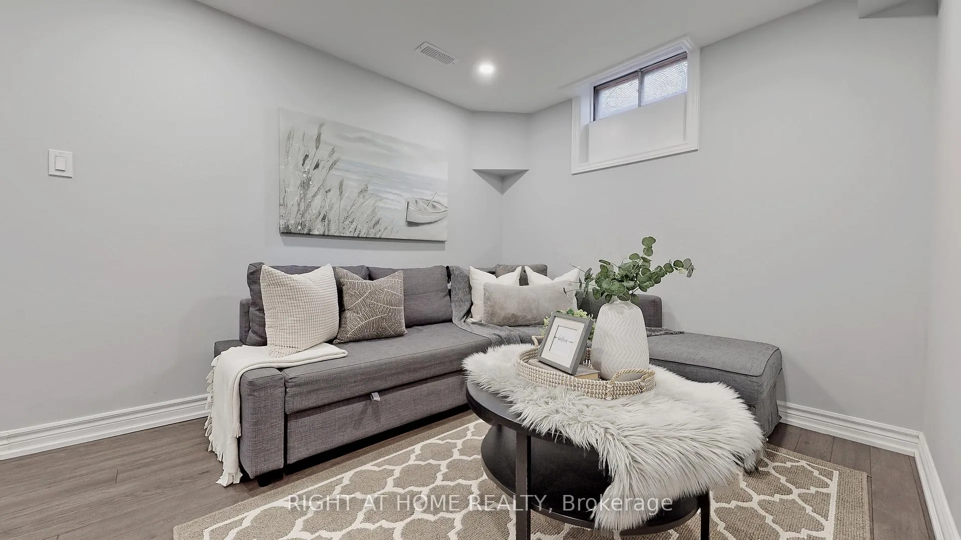 Photo 28 of 105 Greenfield Crescent, Whitby, Blue Grass Meadows — HOMEH