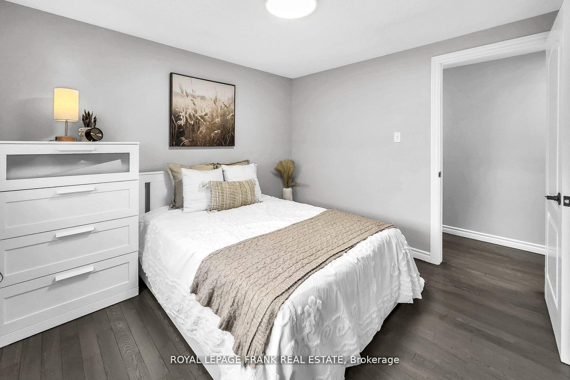 Photo 28 of 34 Roser Crescent, Clarington, Bowmanville — HOMEH