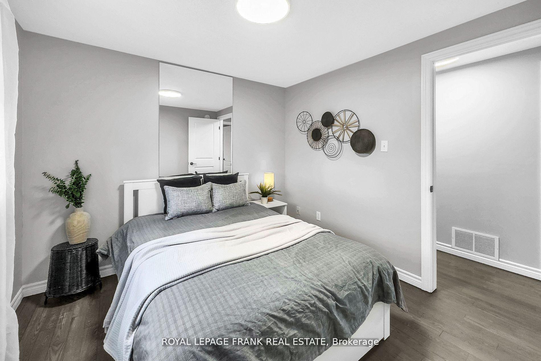 Photo 31 of 34 Roser Crescent, Clarington, Bowmanville — HOMEH