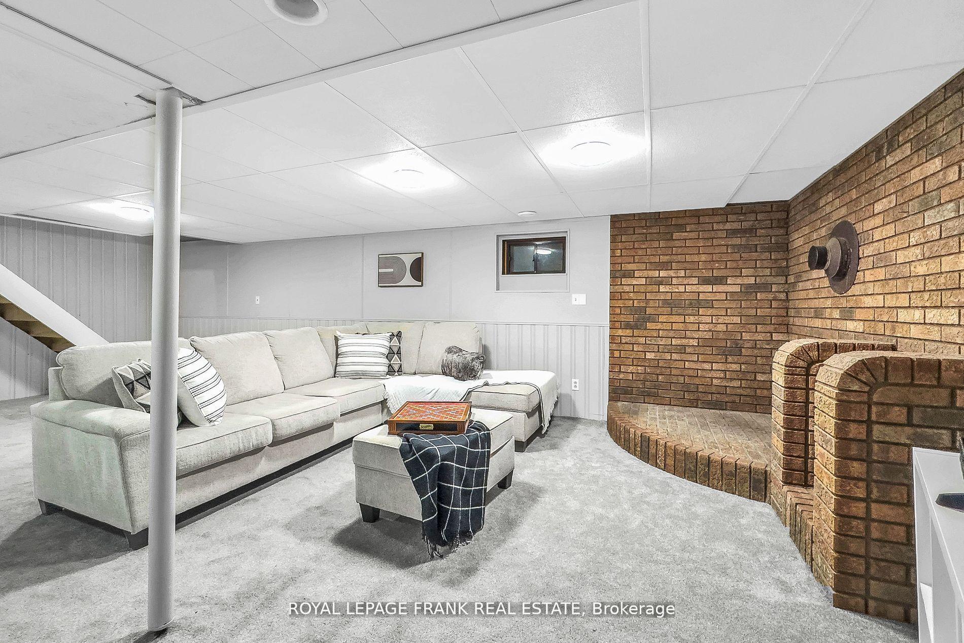 Photo 36 of 34 Roser Crescent, Clarington, Bowmanville — HOMEH