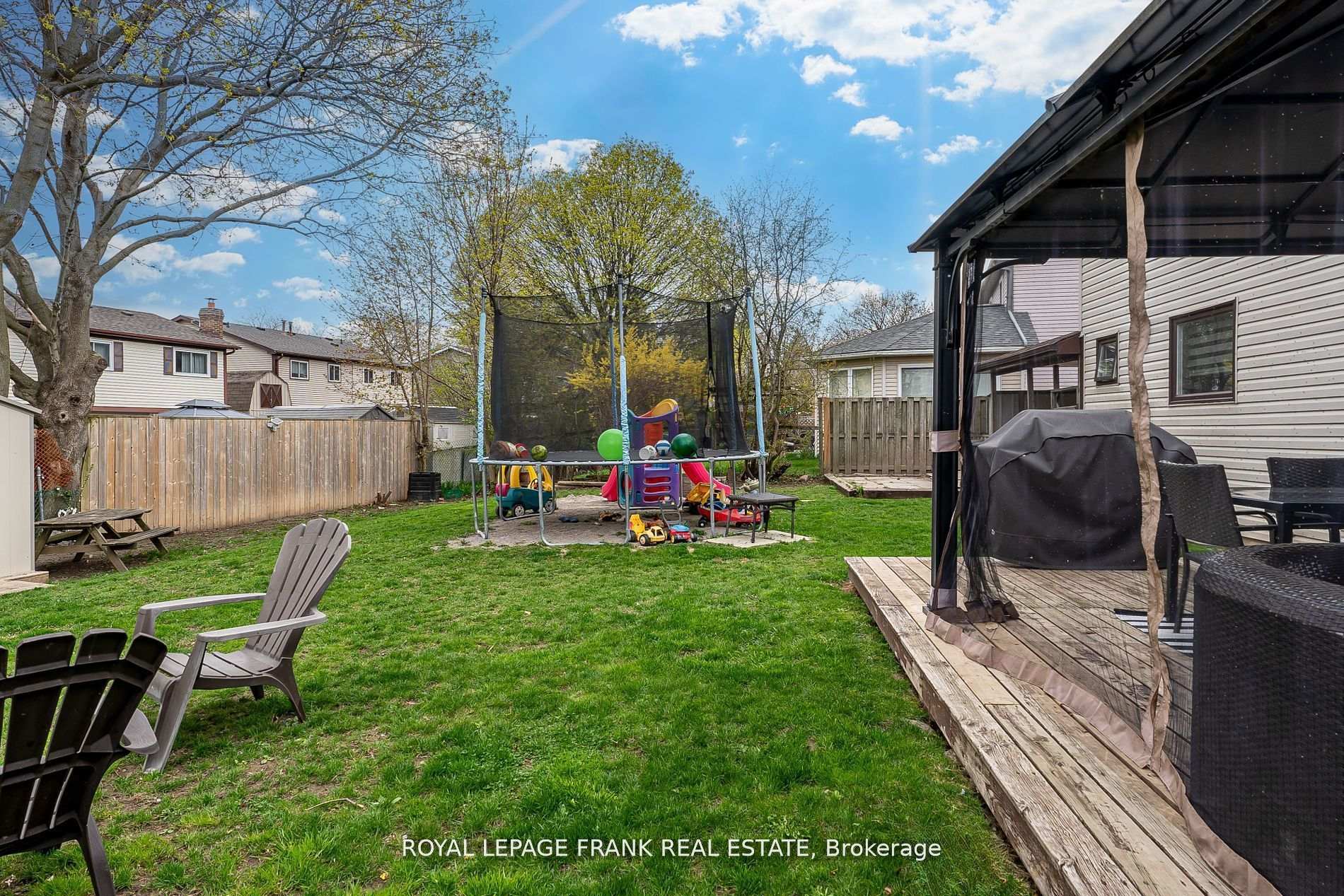 Photo 46 of 34 Roser Crescent, Clarington, Bowmanville — HOMEH