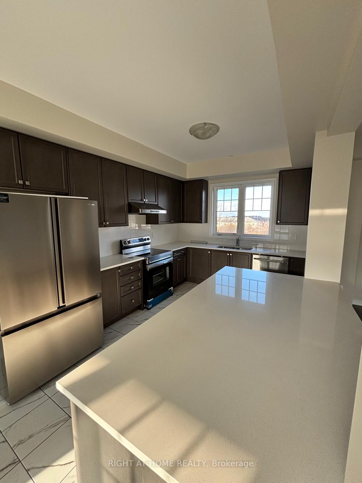Photo 1 of 35 Utter Place, Hamilton, Stoney Creek — HOMEH