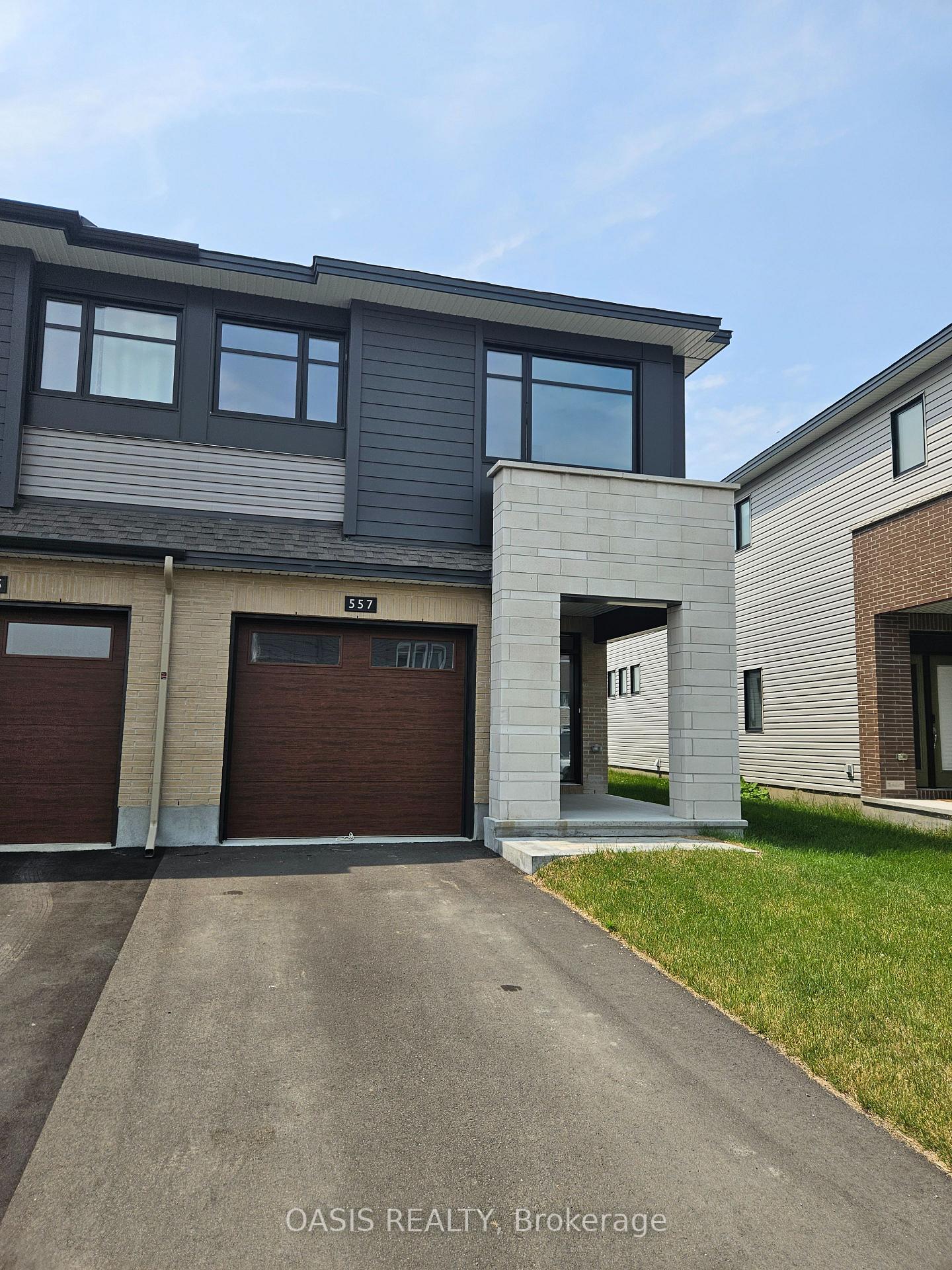 Photo 1 of 557 Sonmarg Crescent, Ottawa, Barrhaven - Half Moon Bay — HOMEH