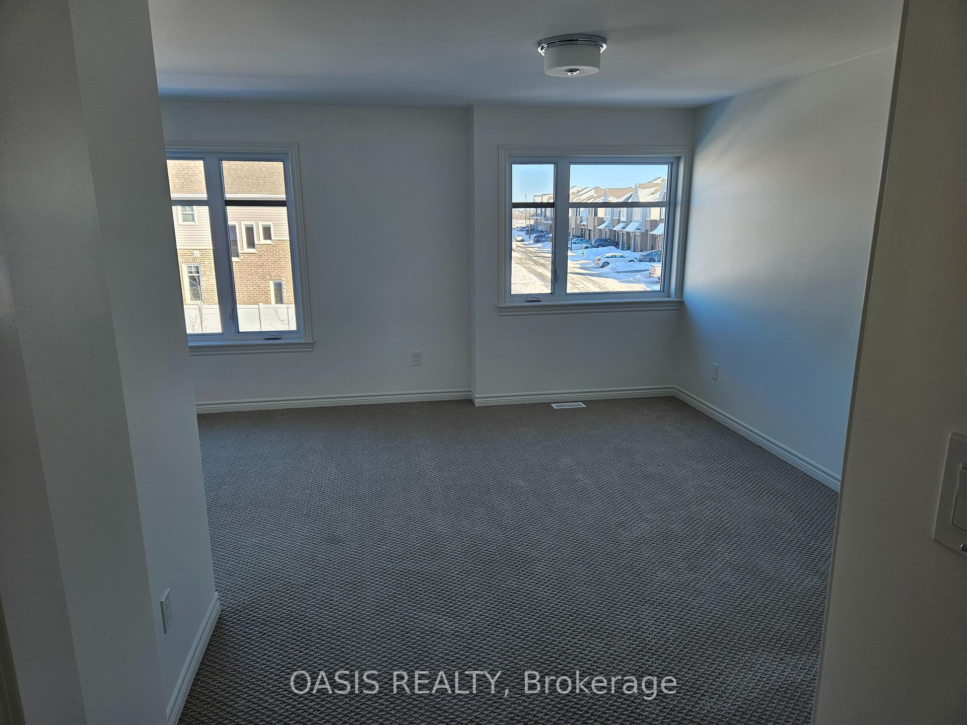 Photo 12 of 557 Sonmarg Crescent, Ottawa, Barrhaven - Half Moon Bay — HOMEH