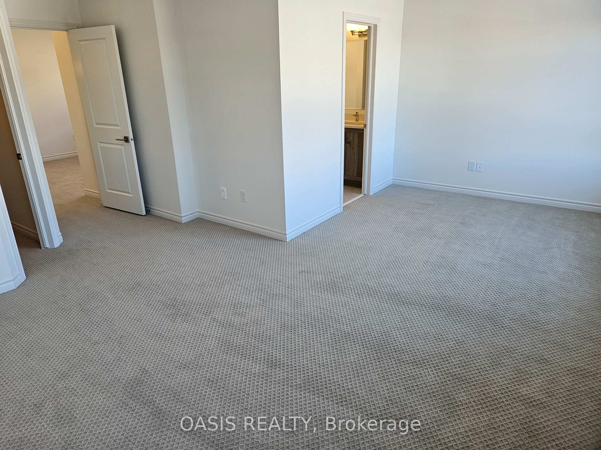 Photo 13 of 557 Sonmarg Crescent, Ottawa, Barrhaven - Half Moon Bay — HOMEH