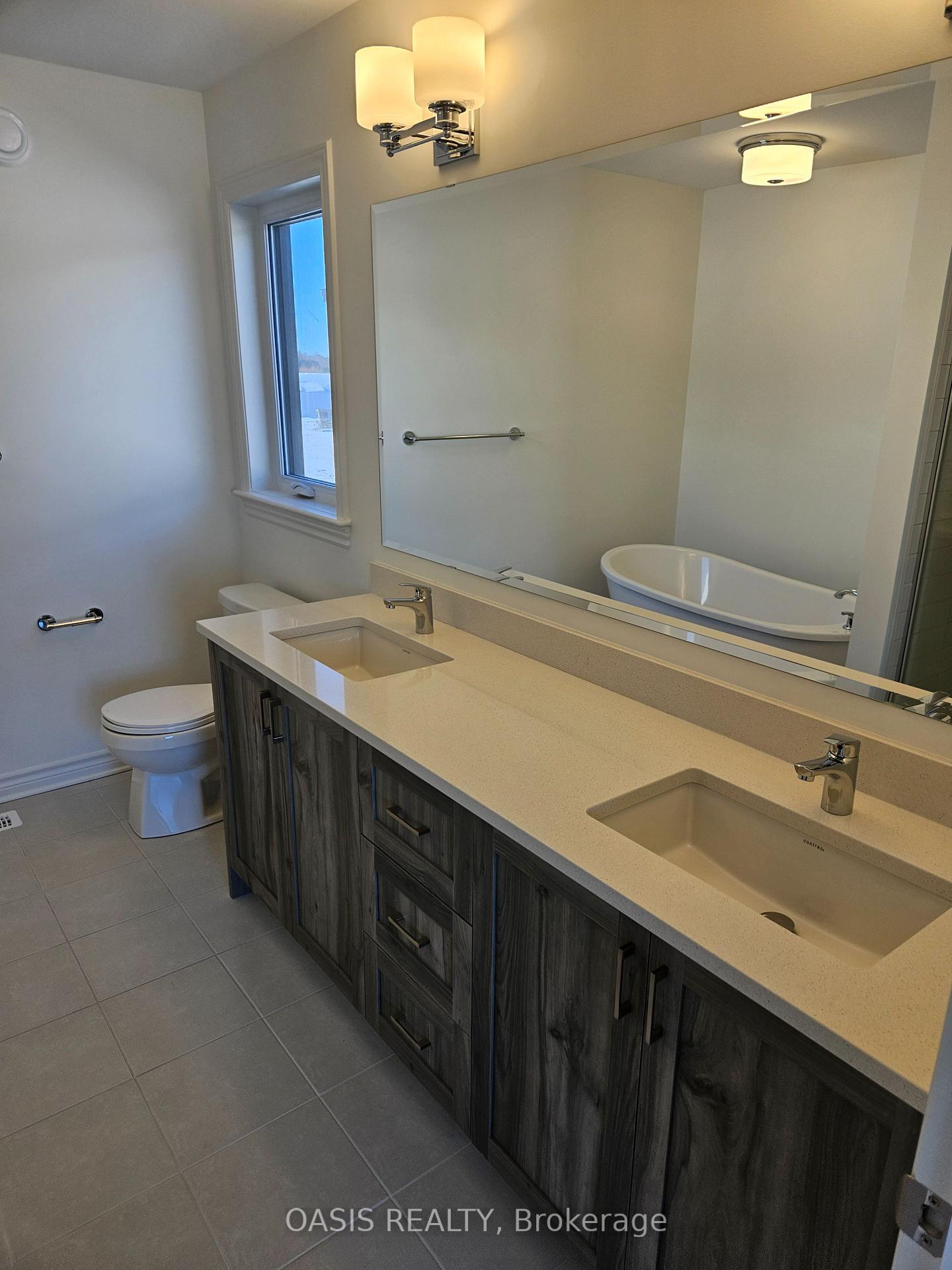 Photo 14 of 557 Sonmarg Crescent, Ottawa, Barrhaven - Half Moon Bay — HOMEH