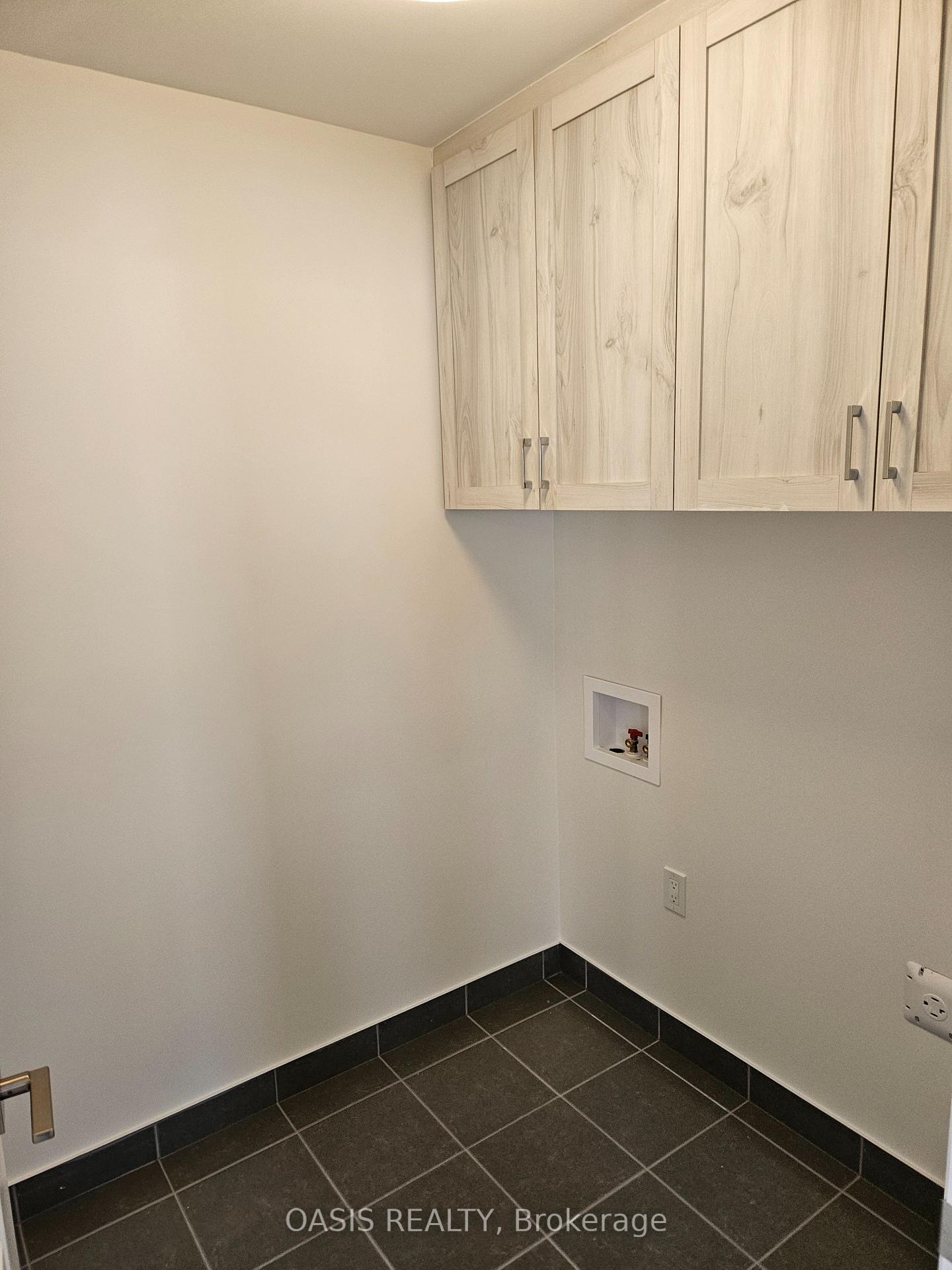 Photo 16 of 557 Sonmarg Crescent, Ottawa, Barrhaven - Half Moon Bay — HOMEH