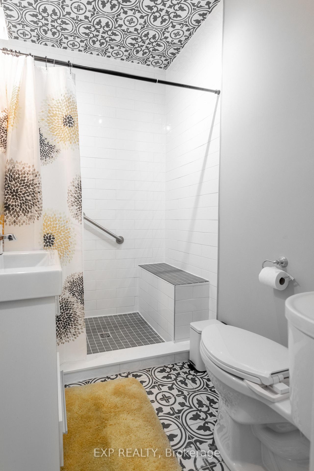 Photo 12 of Unit Upper, 1024 Cedarwood Place, Burlington, LaSalle — HOMEH