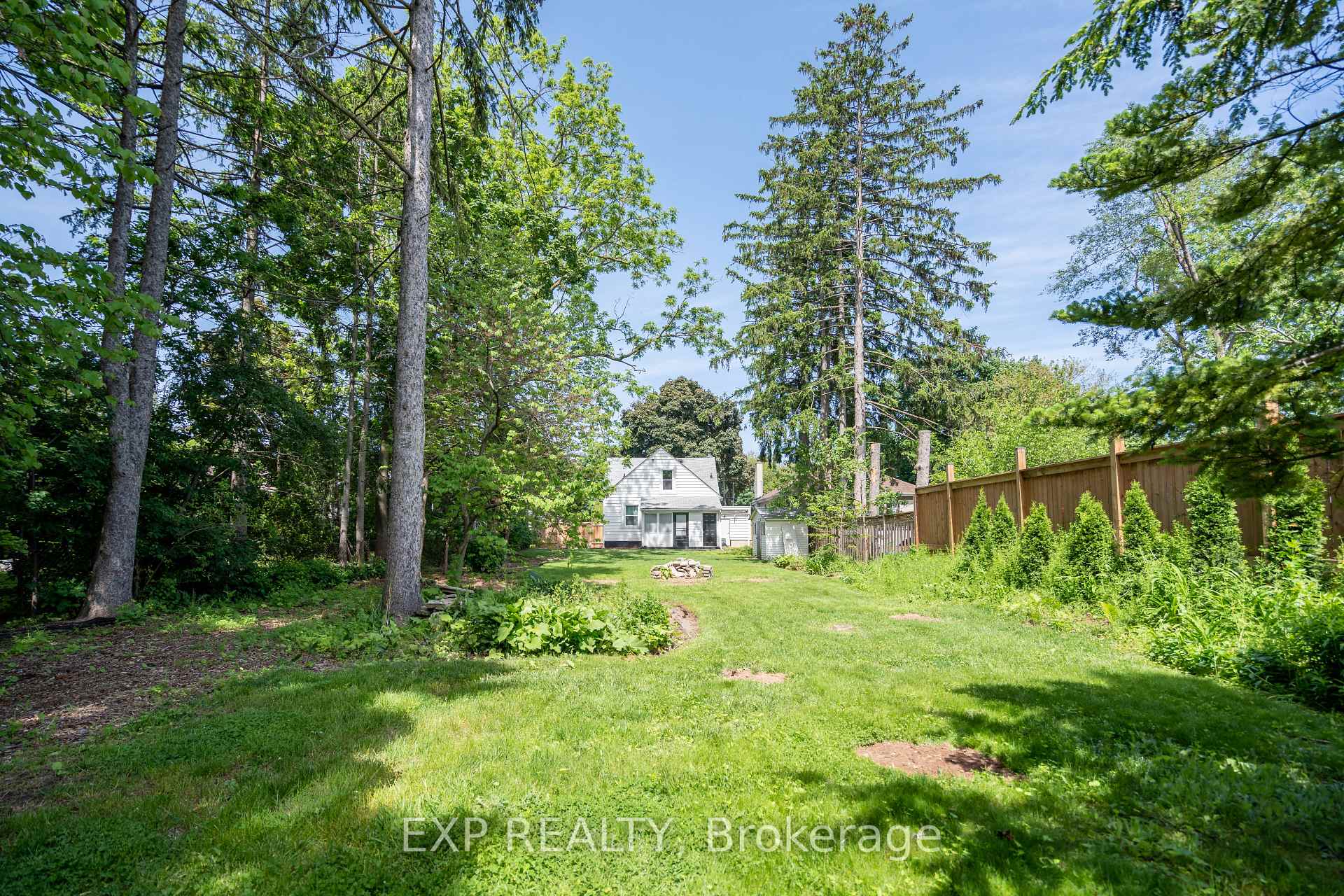 Photo 22 of Unit Upper, 1024 Cedarwood Place, Burlington, LaSalle — HOMEH