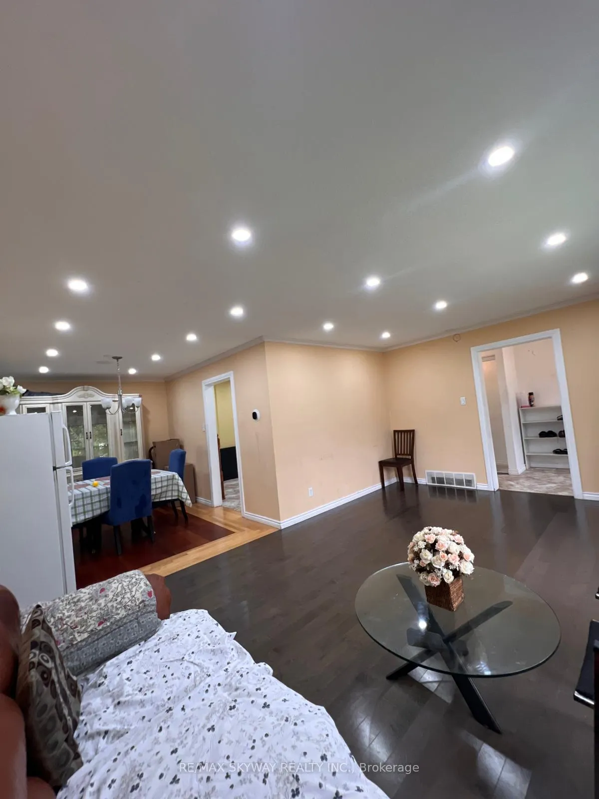 Photo 6 of 162 Cedarwoods Crescent, Kitchener — HOMEH