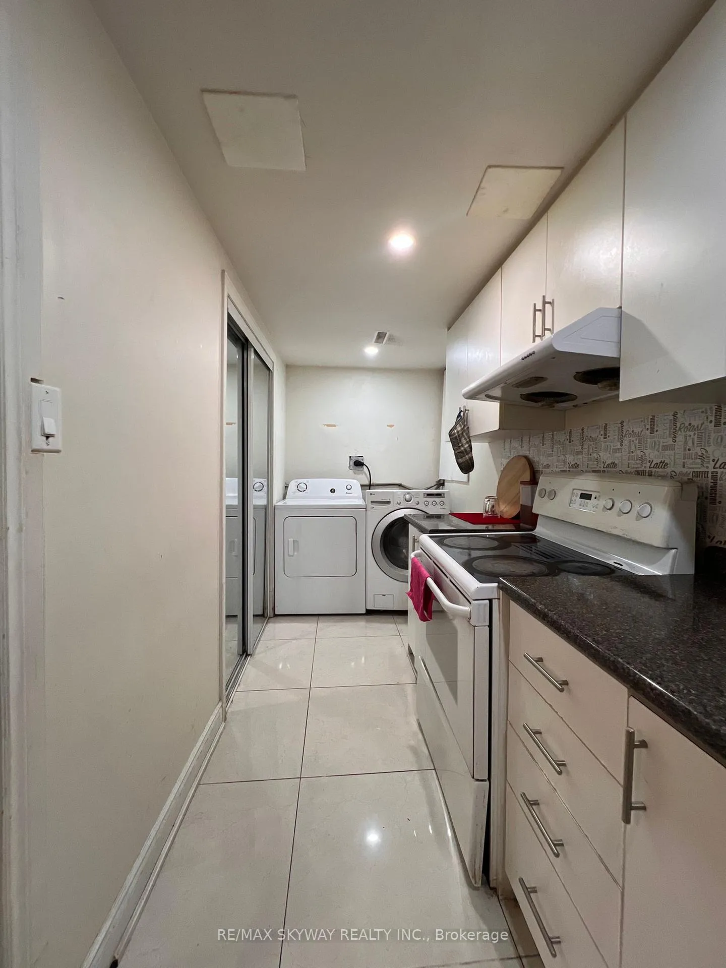 Photo 43 of 162 Cedarwoods Crescent, Kitchener — HOMEH