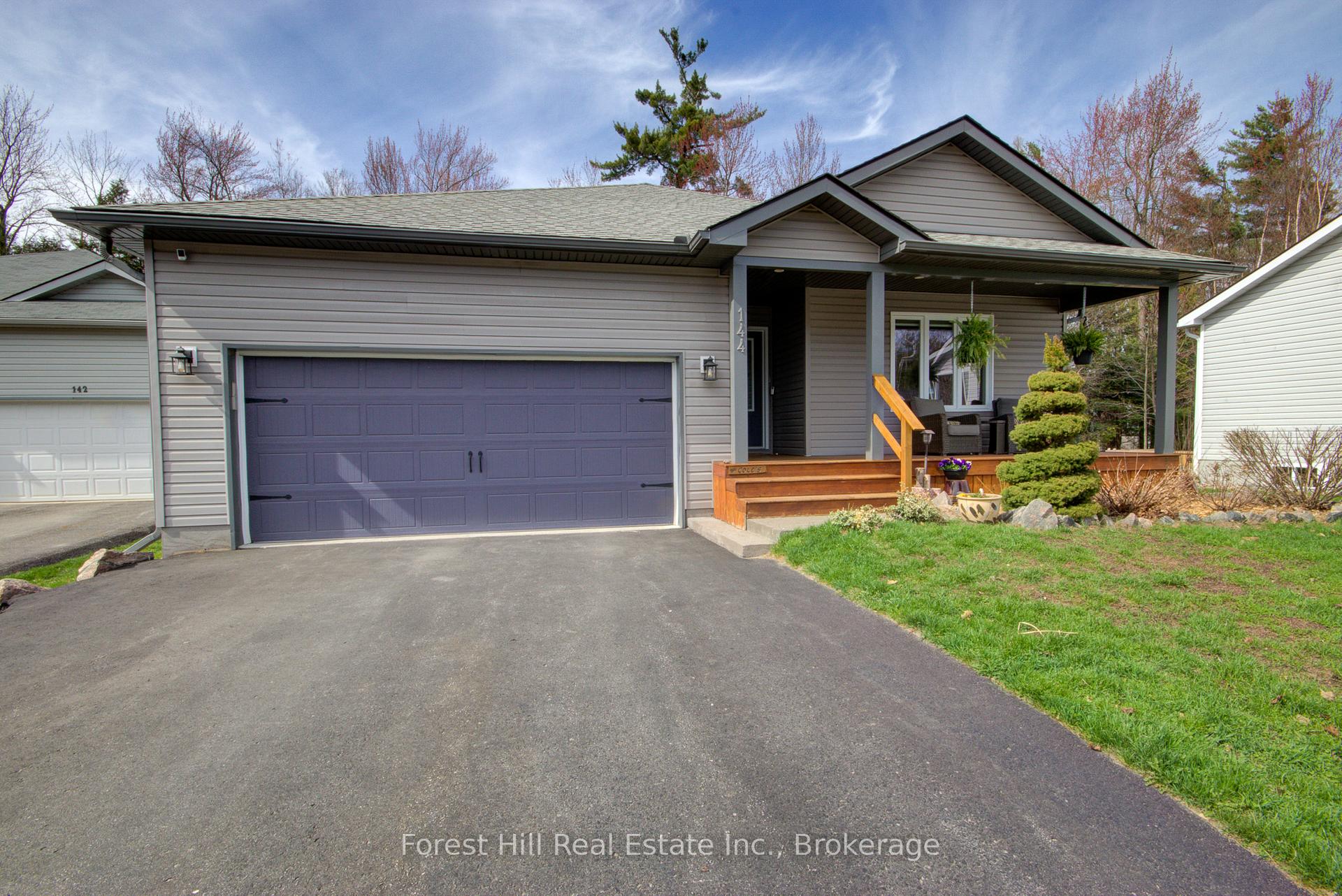 Photo 2 of 144 Pineridge Gate, Gravenhurst, Muskoka (S) — HOMEH