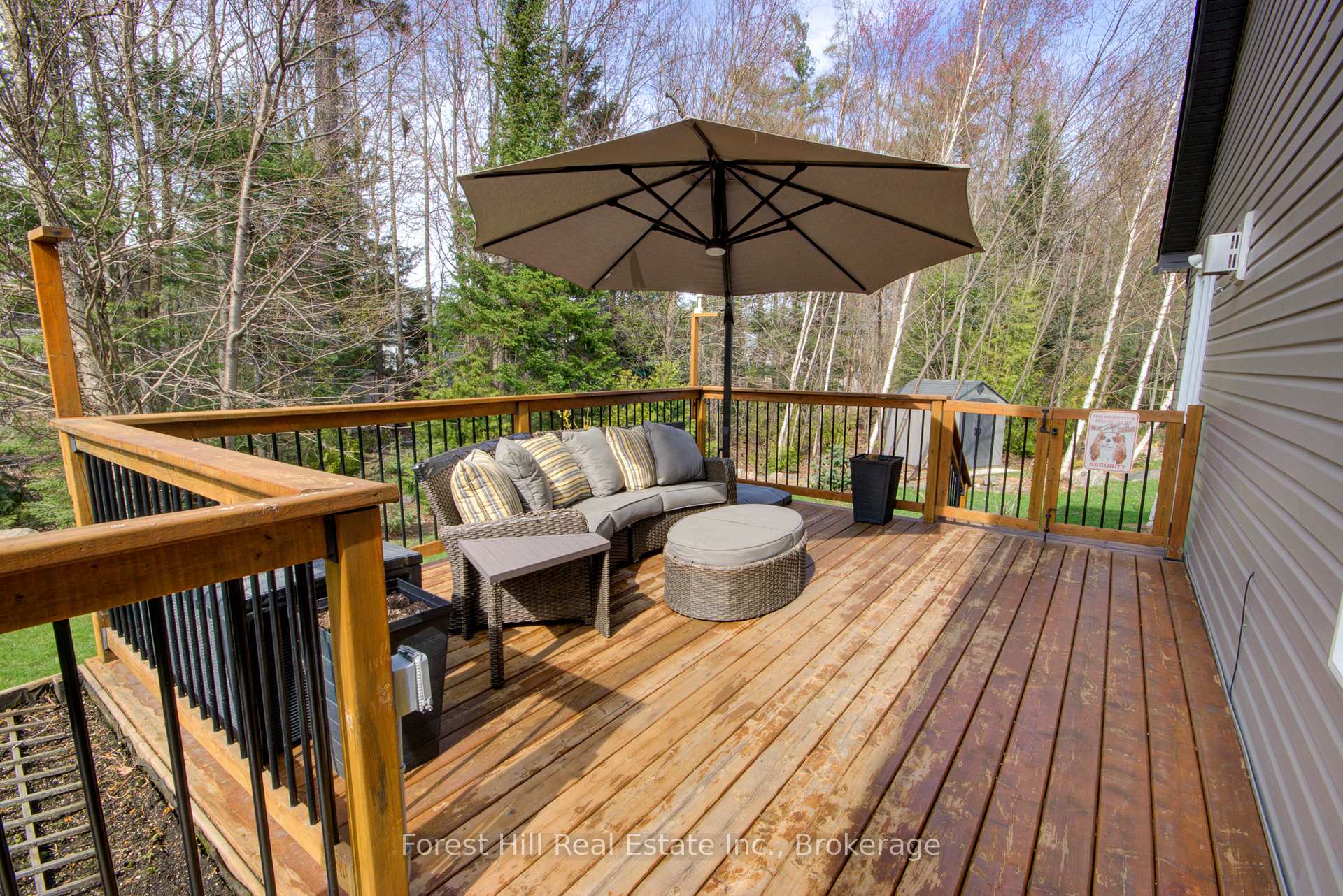Photo 8 of 144 Pineridge Gate, Gravenhurst, Muskoka (S) — HOMEH