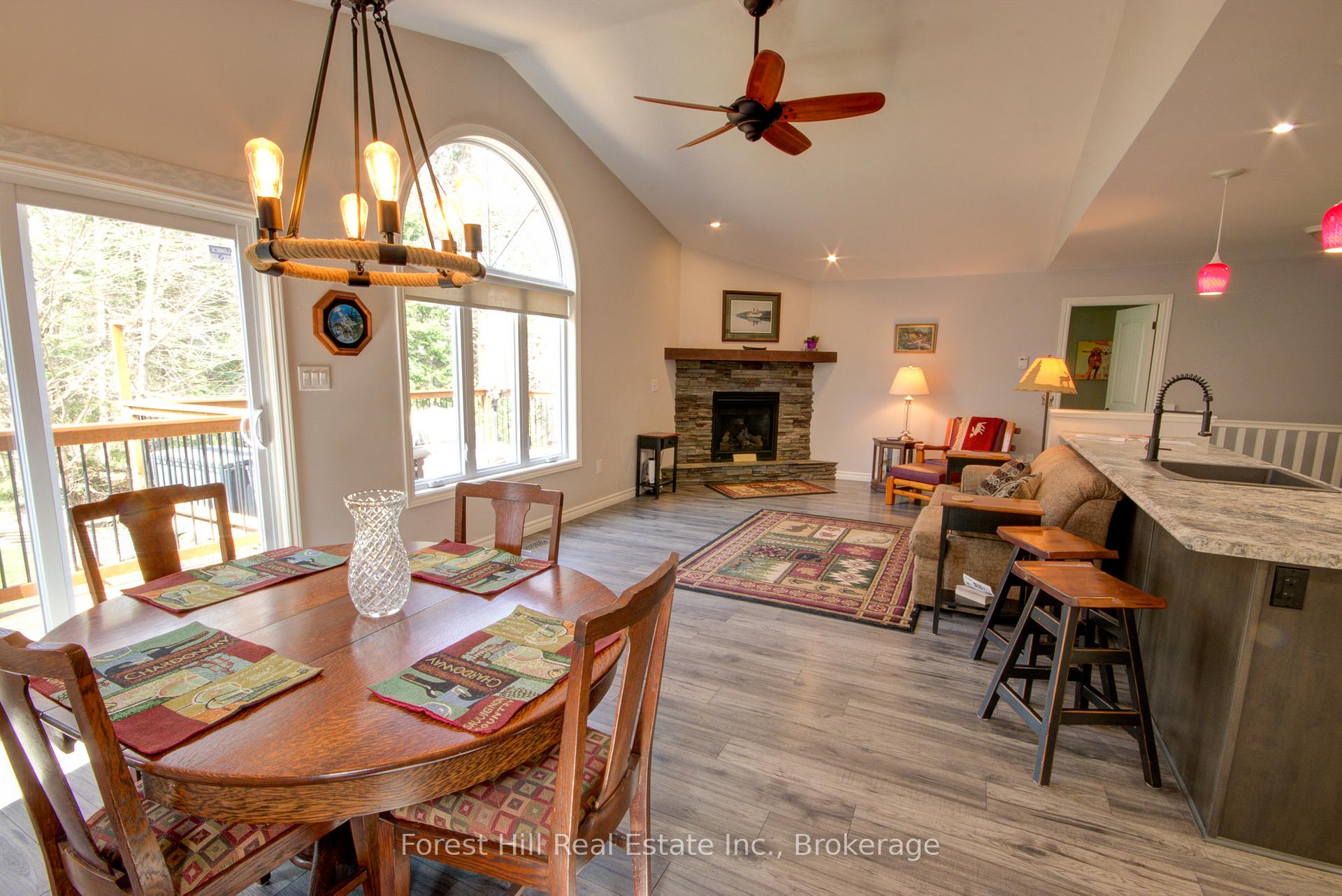 Photo 13 of 144 Pineridge Gate, Gravenhurst, Muskoka (S) — HOMEH