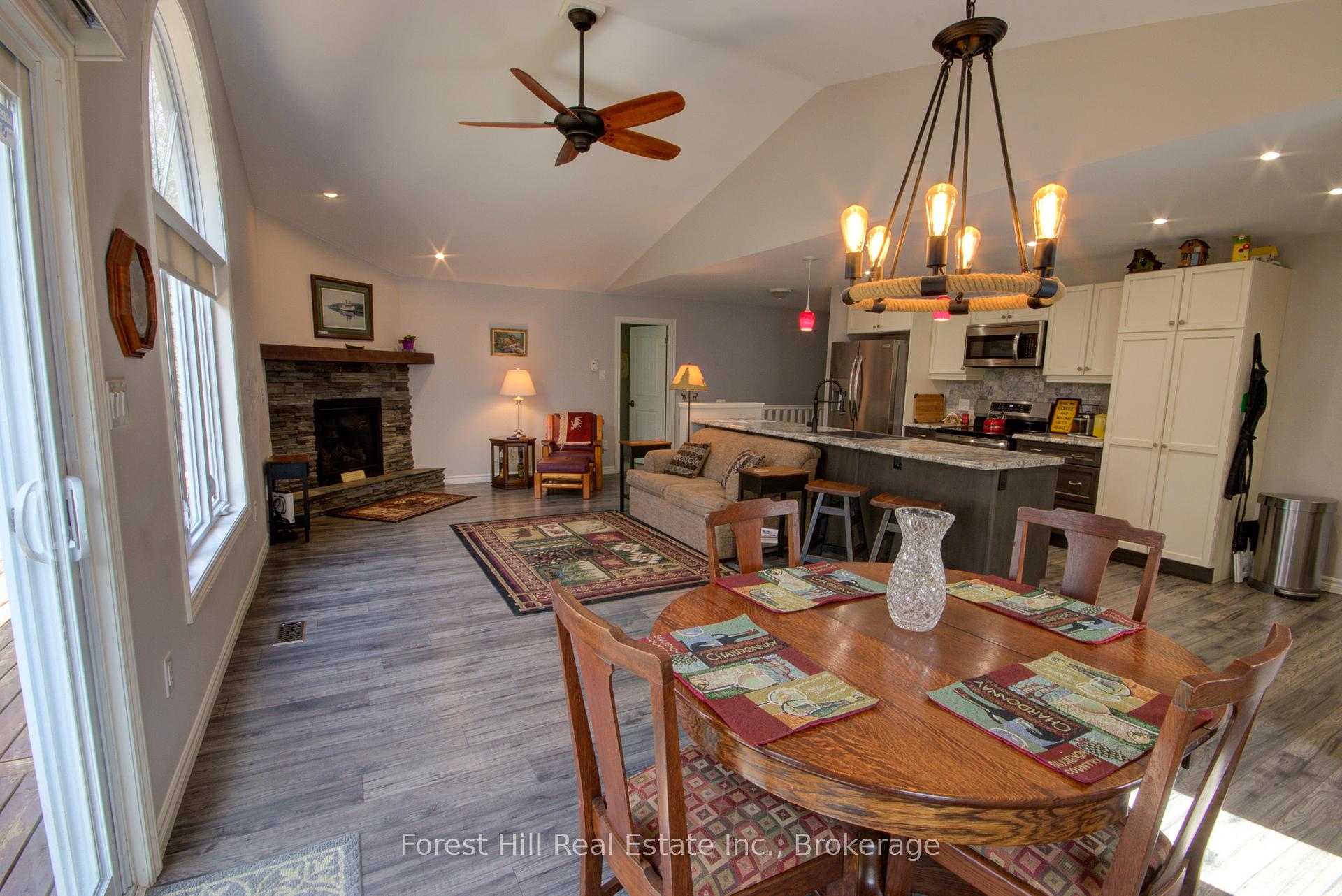 Photo 15 of 144 Pineridge Gate, Gravenhurst, Muskoka (S) — HOMEH