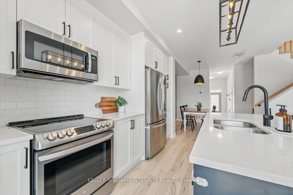 Photo 11 of 324 Grackle Street, Ottawa, Blossom Park/Kemp Park/Findlay Creek — HOMEH