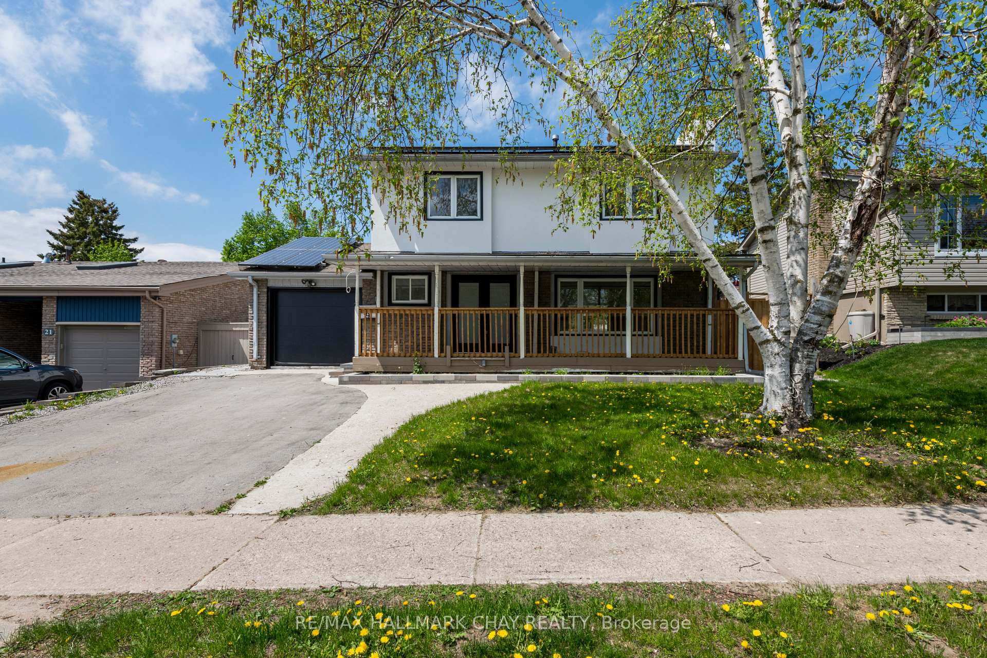 Photo 2 of 19 Noam Drive, Barrie, Sunnidale — HOMEH