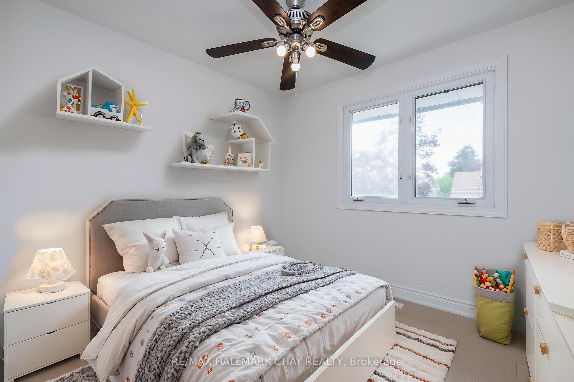 Photo 12 of 19 Noam Drive, Barrie, Sunnidale — HOMEH