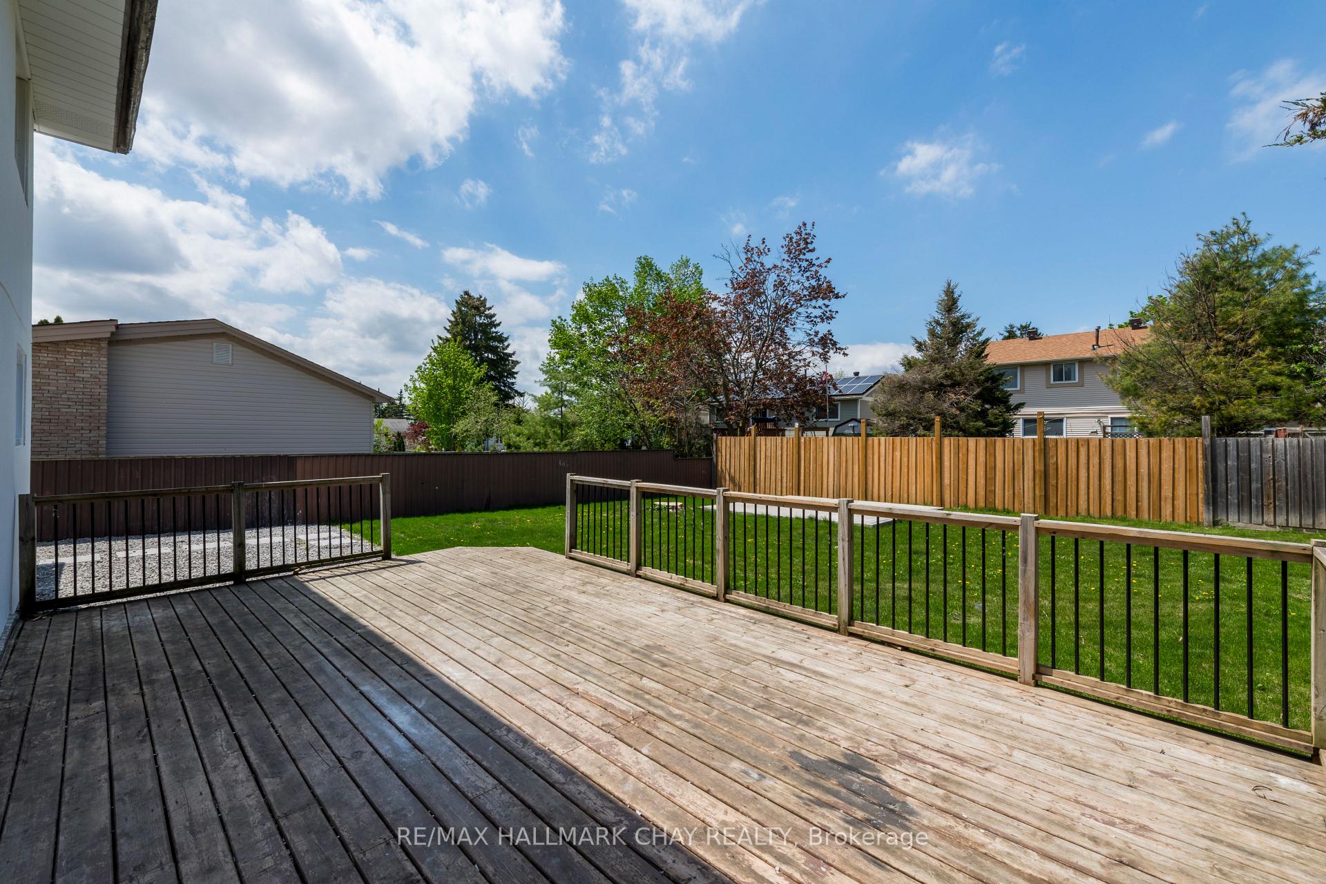 Photo 19 of 19 Noam Drive, Barrie, Sunnidale — HOMEH