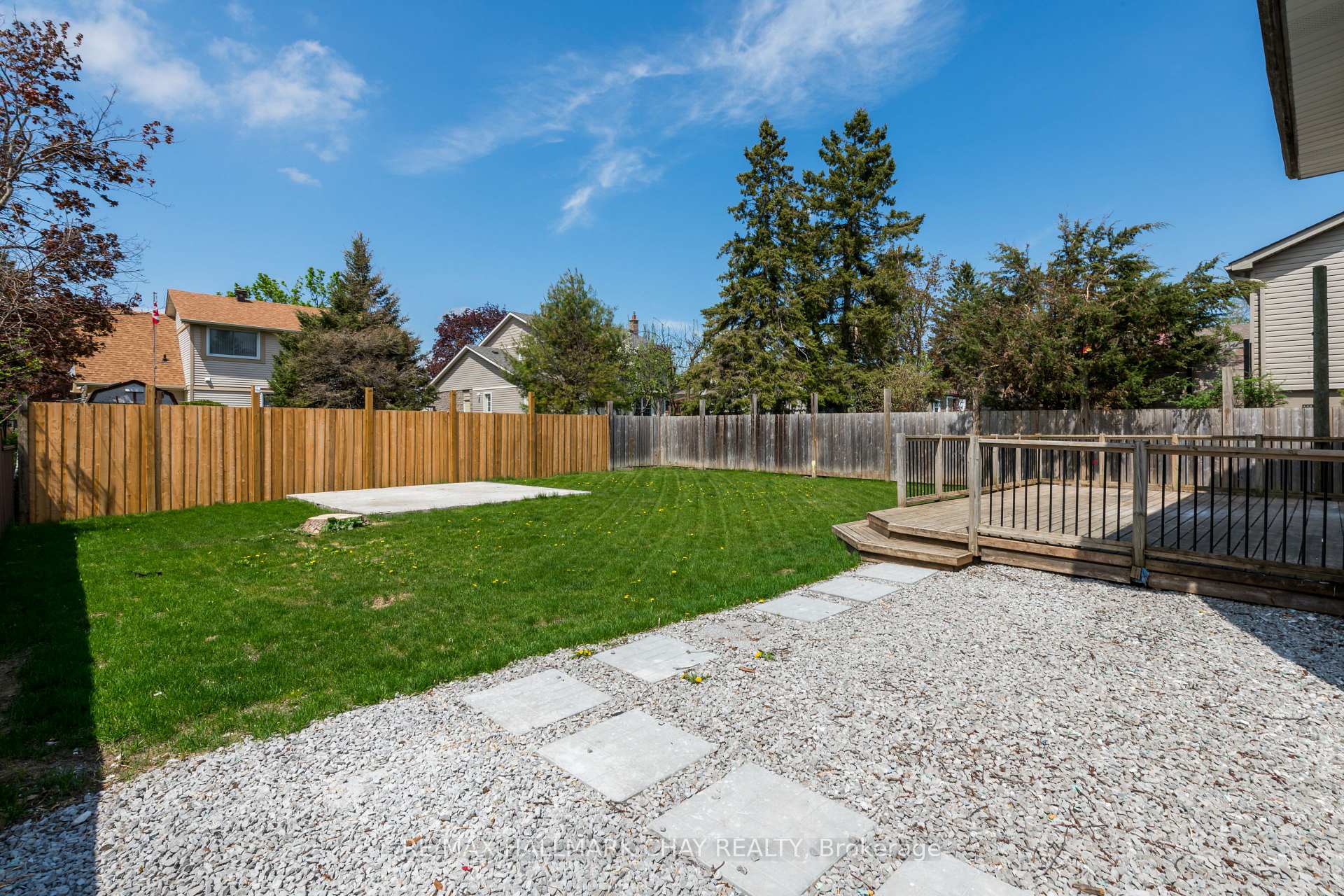 Photo 20 of 19 Noam Drive, Barrie, Sunnidale — HOMEH