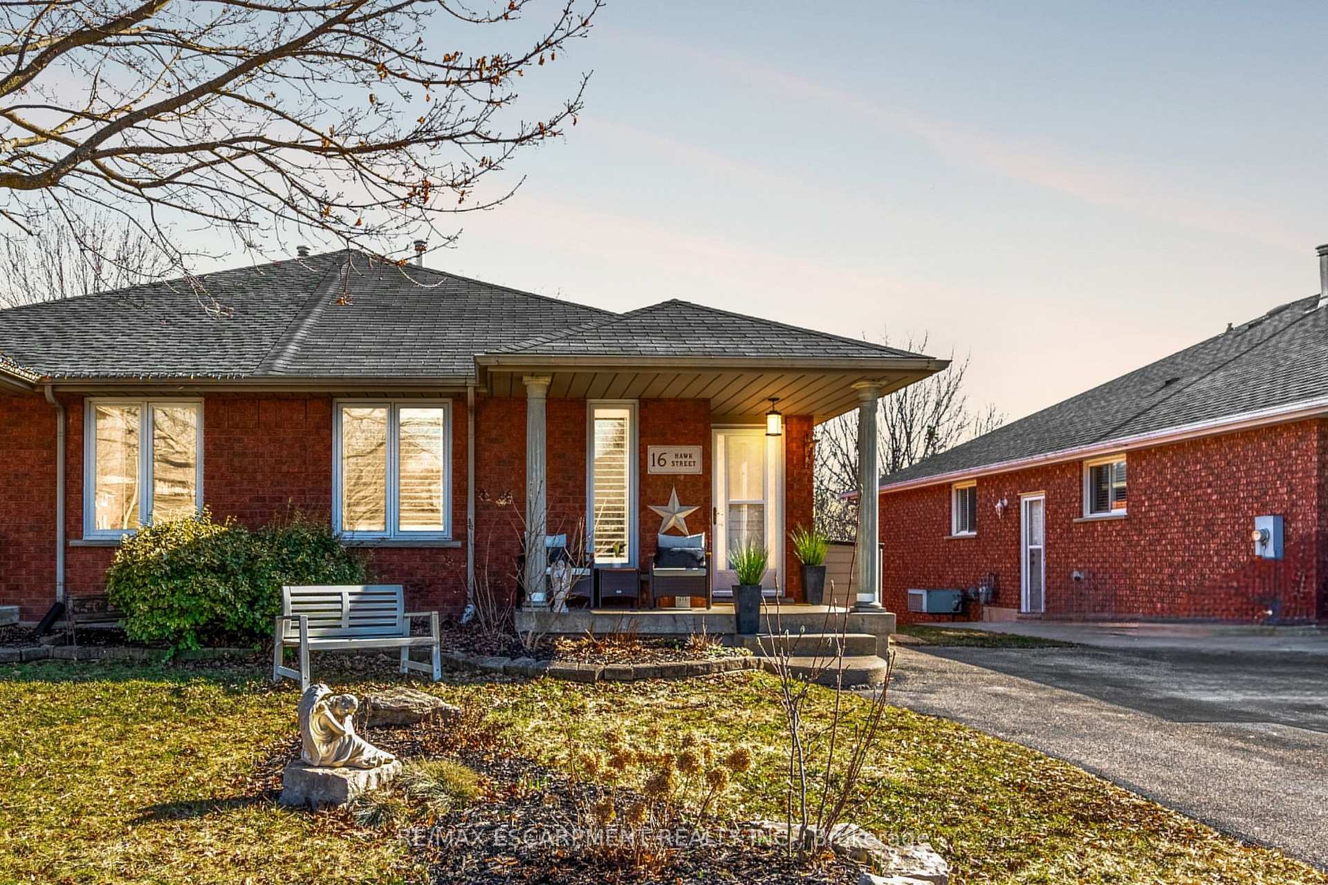 Photo 29 of 16 Hawk Street, Brant, South Dumfries — HOMEH