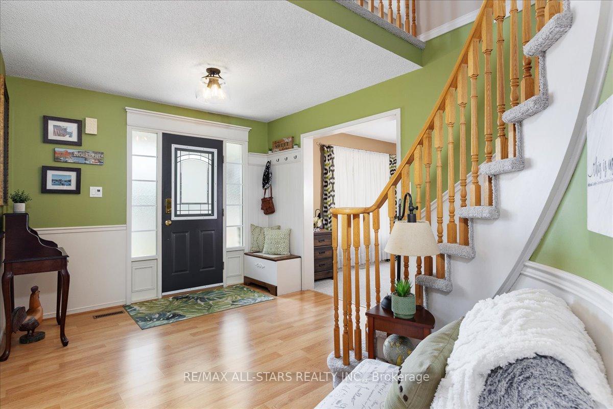 Photo 22 of 15 Ailsa Drive, Georgina, Keswick North — HOMEH
