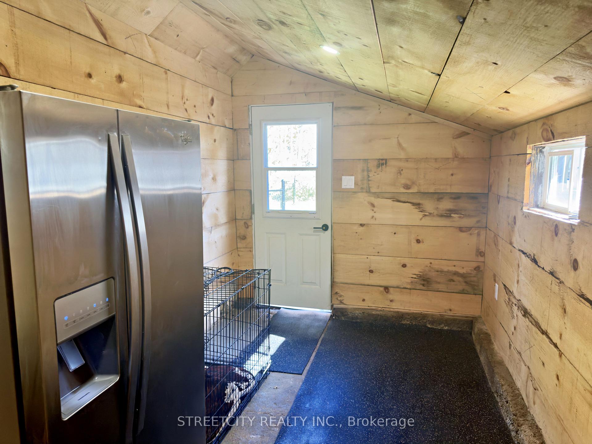 Photo 14 of 42737 Sparta Line, Central Elgin, Union — HOMEH