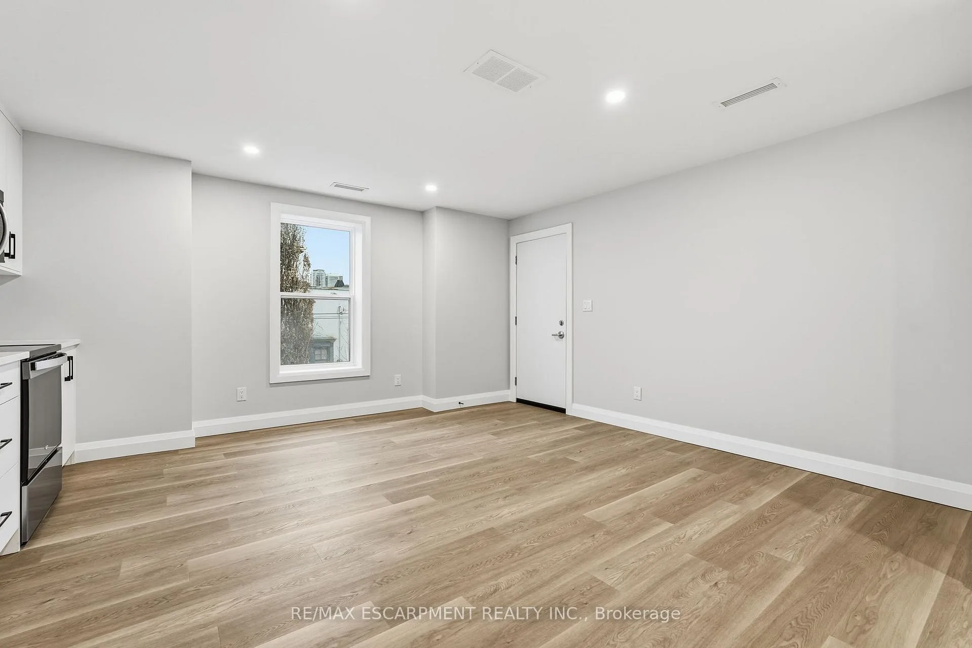 Photo 25 of Unit 4, 231 Park Street N, Hamilton, Central — HOMEH