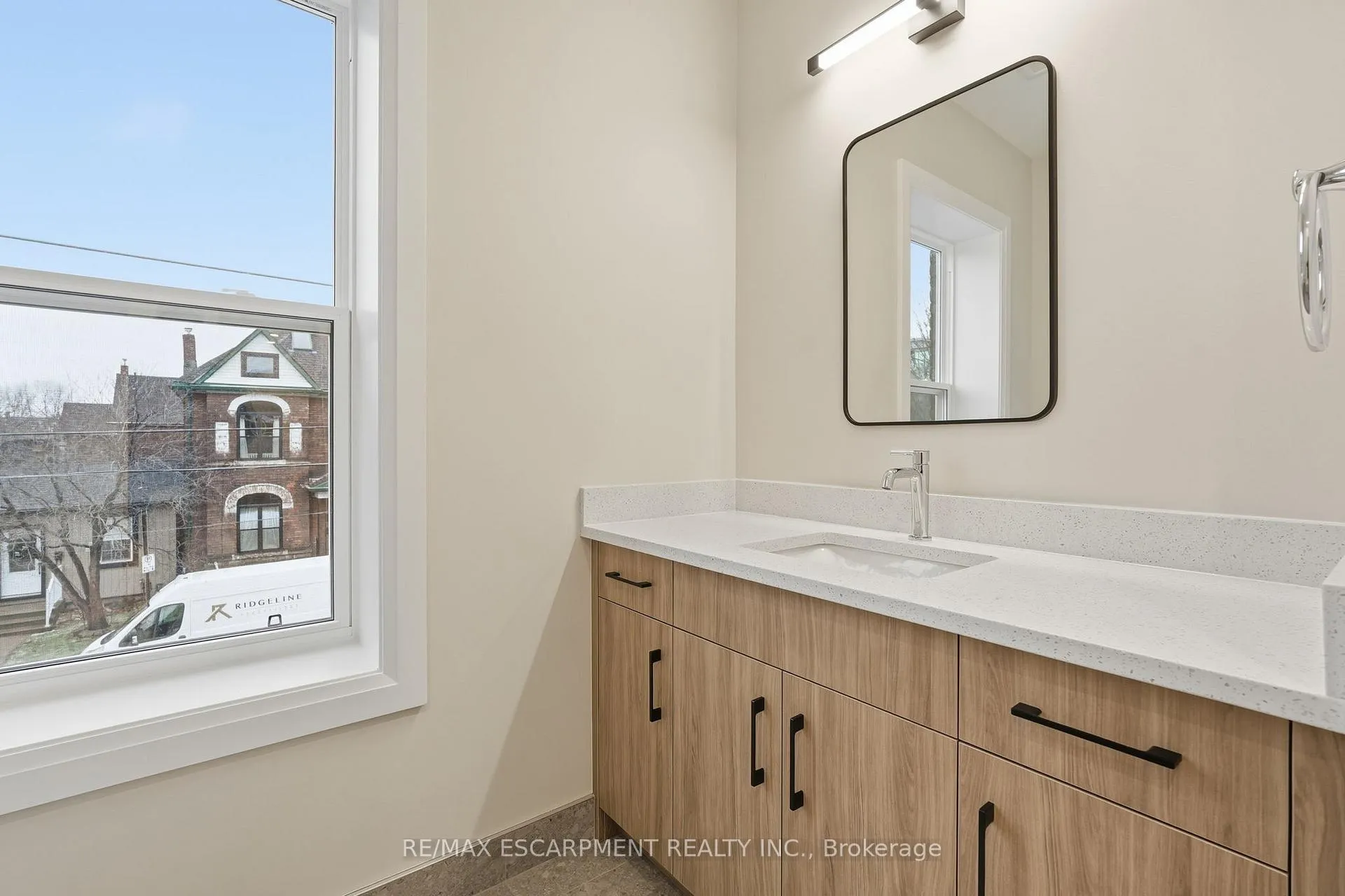 Photo 42 of Unit 4, 231 Park Street N, Hamilton, Central — HOMEH