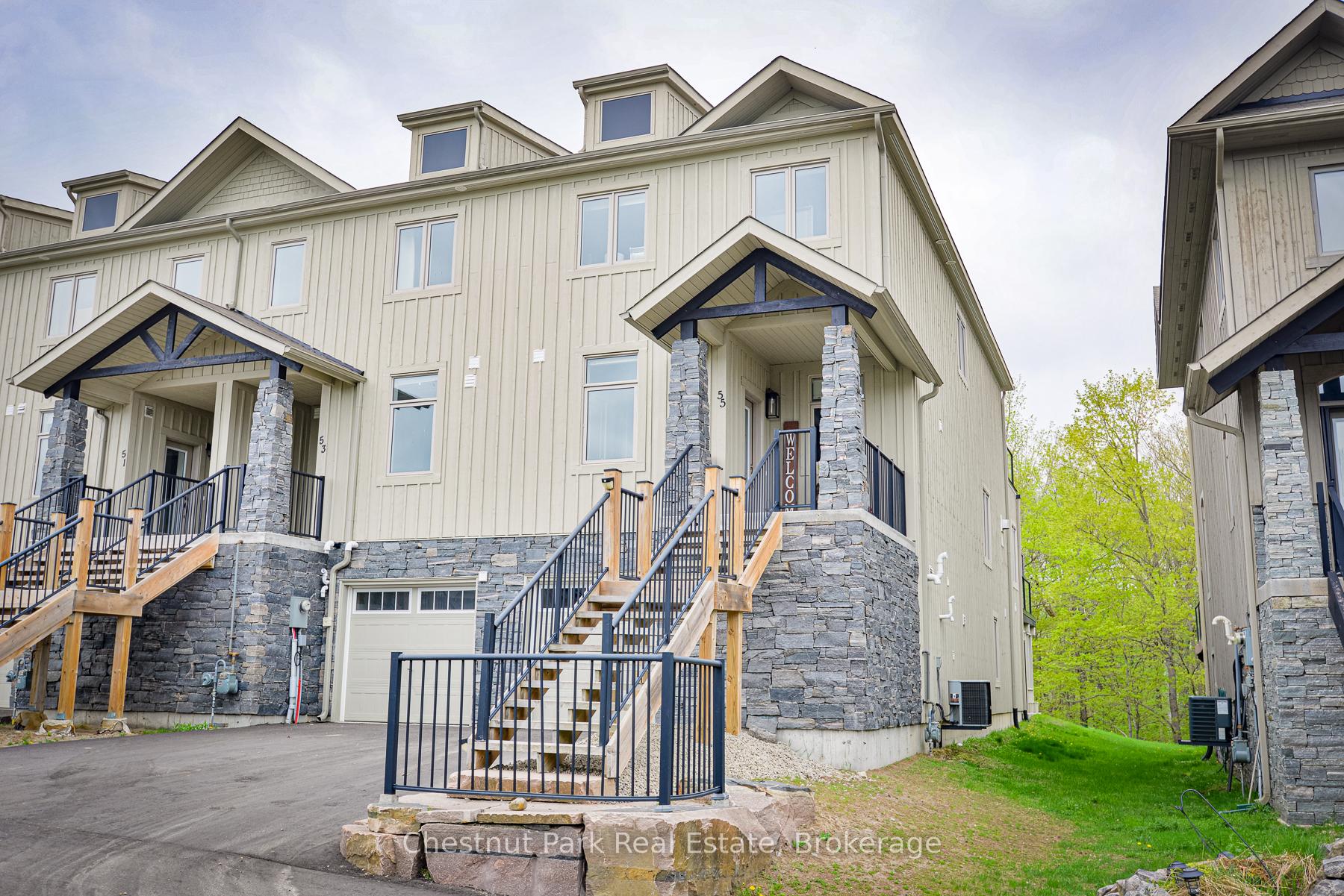 Front of 55 Rockmount Crescent