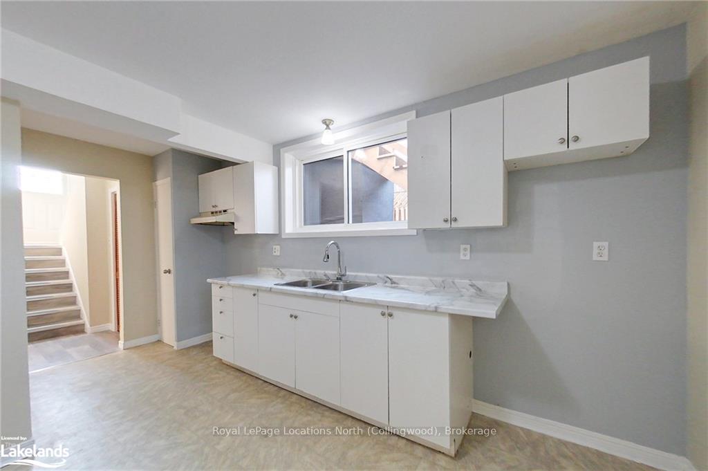 Photo 7 of 646 Oak Street, Collingwood — HOMEH