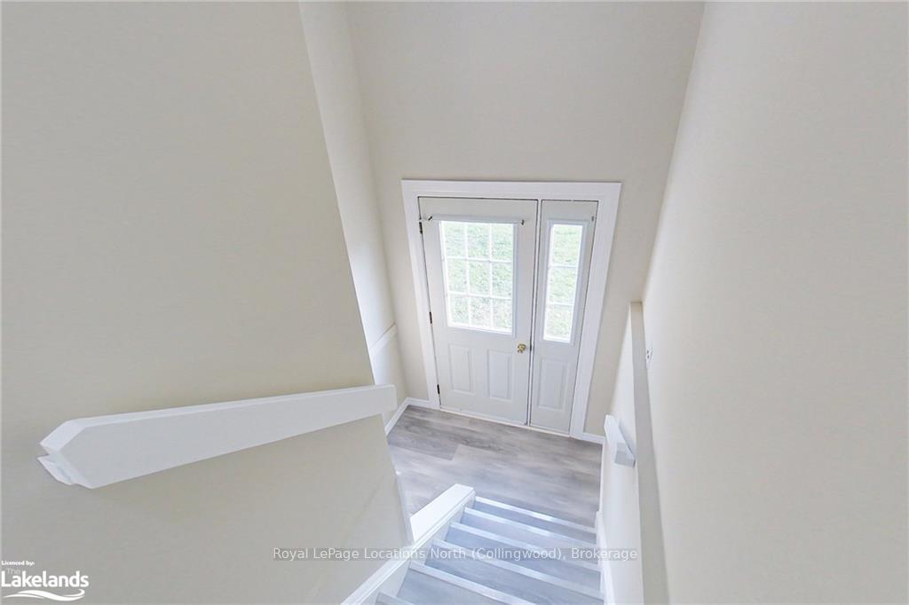 Photo 15 of 646 Oak Street, Collingwood — HOMEH