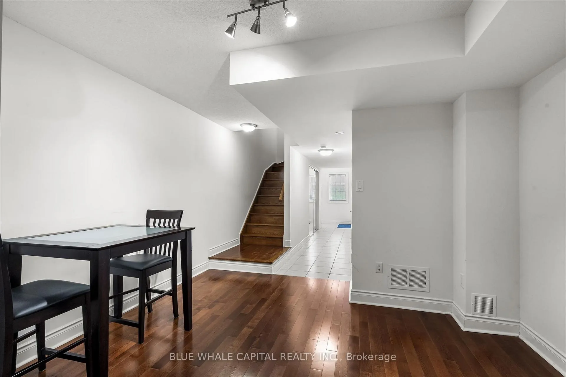 Photo 18 of 189 Legends Way, Markham, Unionville — HOMEH