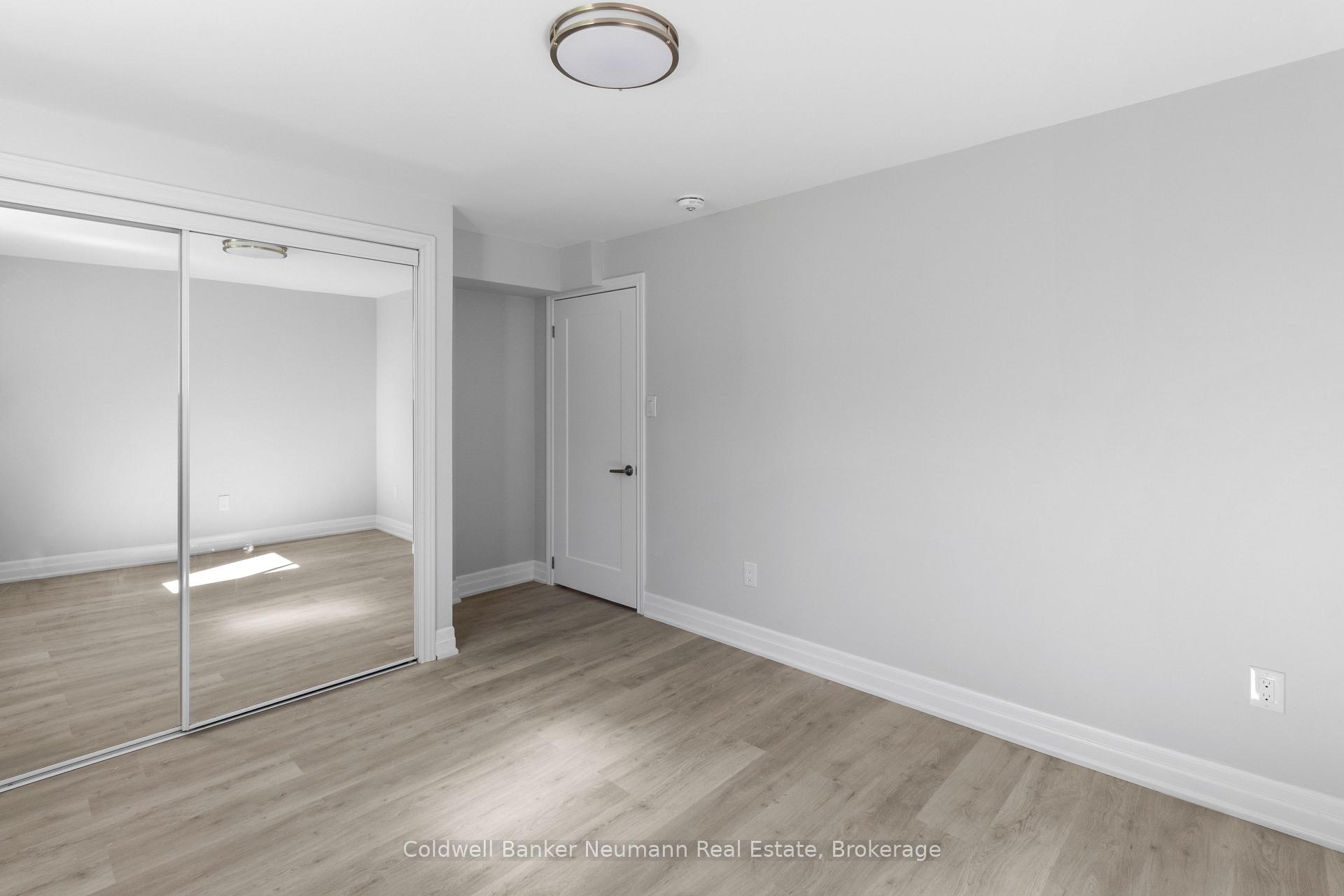 Photo 9 of Unit B, 45 Hayward Crescent, Guelph, Clairfields/Hanlon Business Park — HOMEH