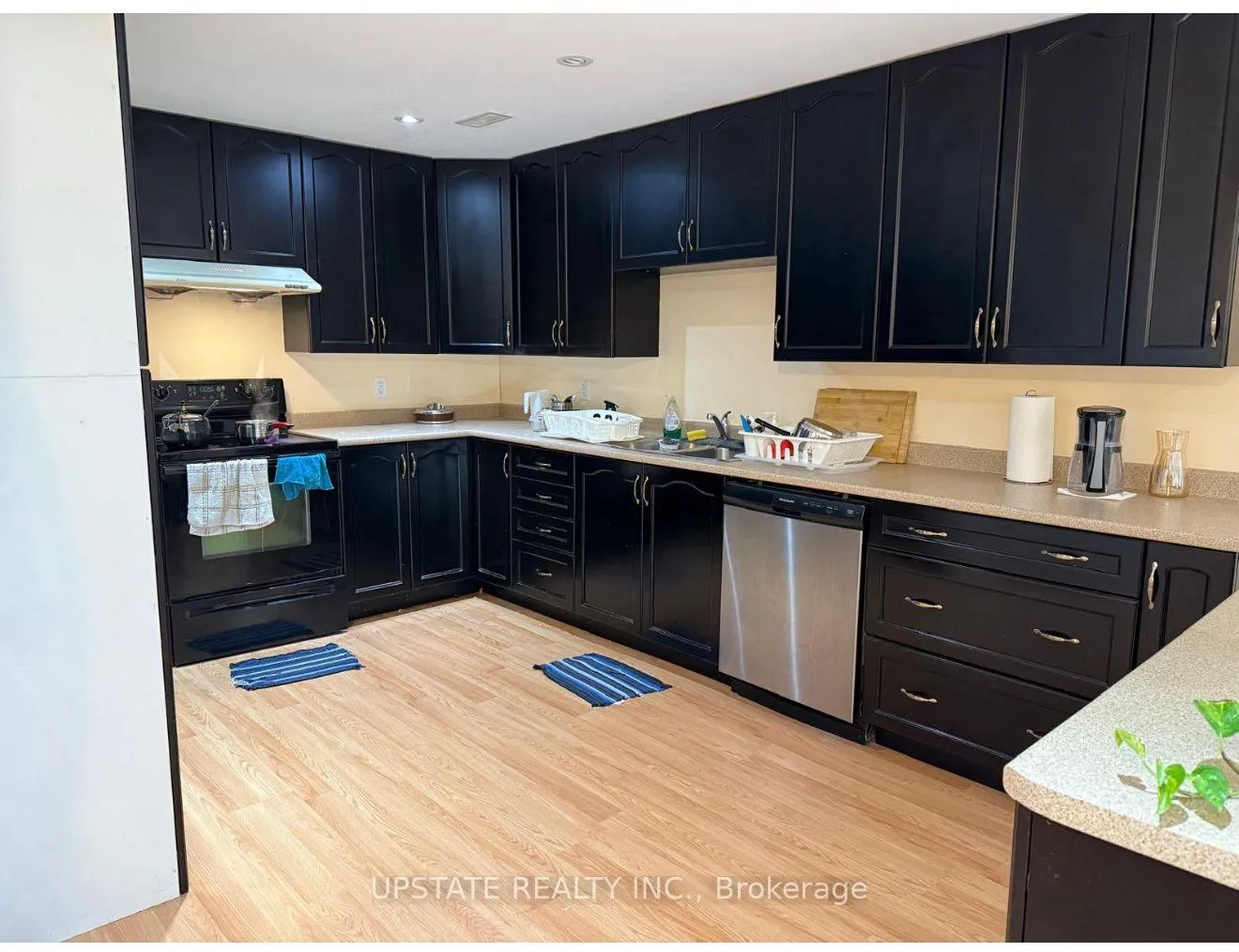 Photo 12 of Unit Basement, 42 Condorvalley Crescent, Brampton, Bram East — HOMEH