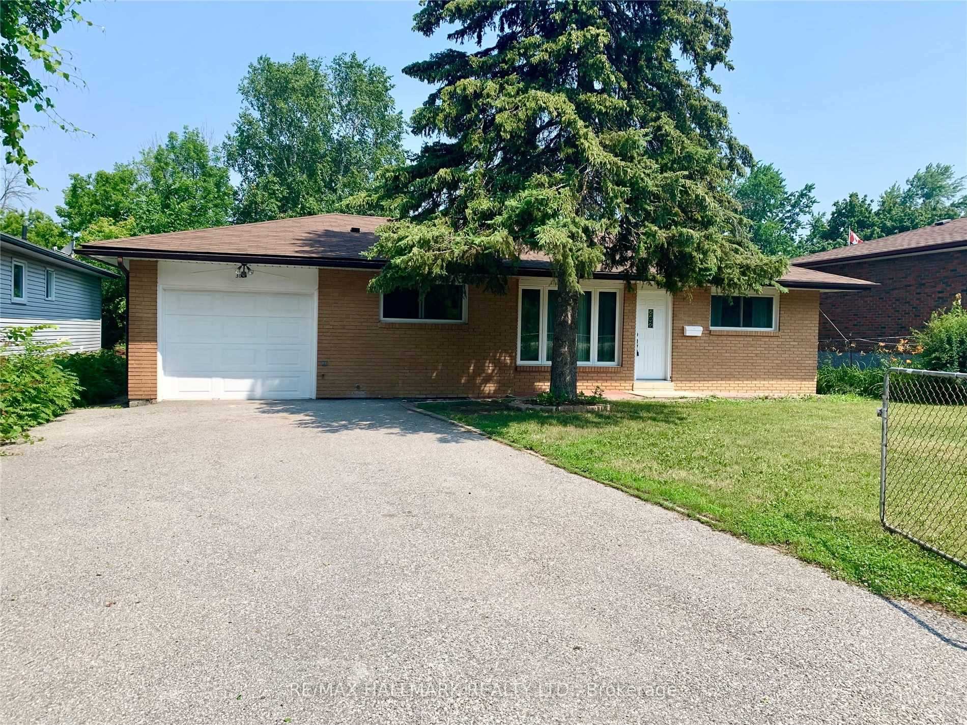 Photo 1 of 302 Walter Drive, Georgina, Keswick South — HOMEH