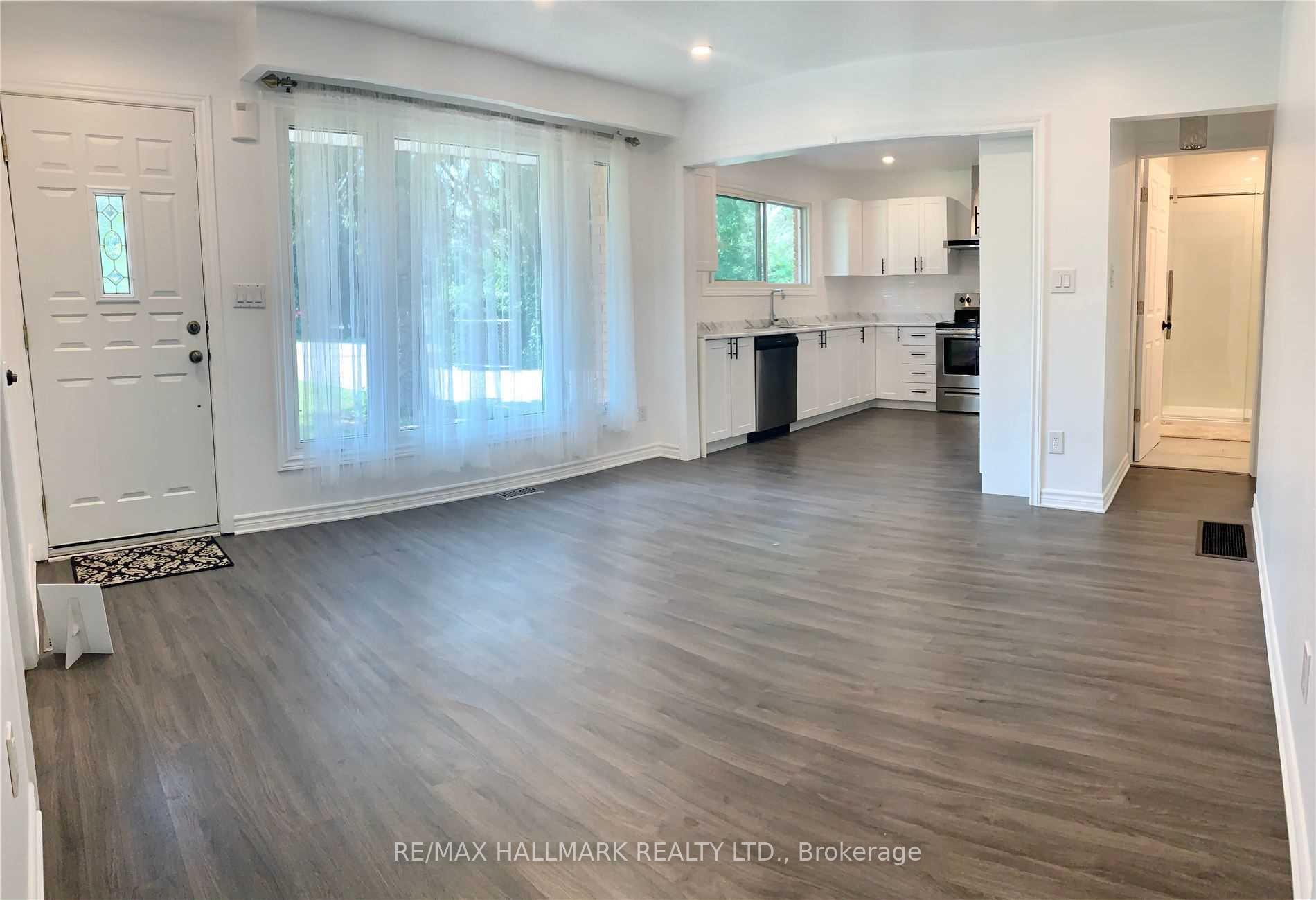 Photo 9 of 302 Walter Drive, Georgina, Keswick South — HOMEH