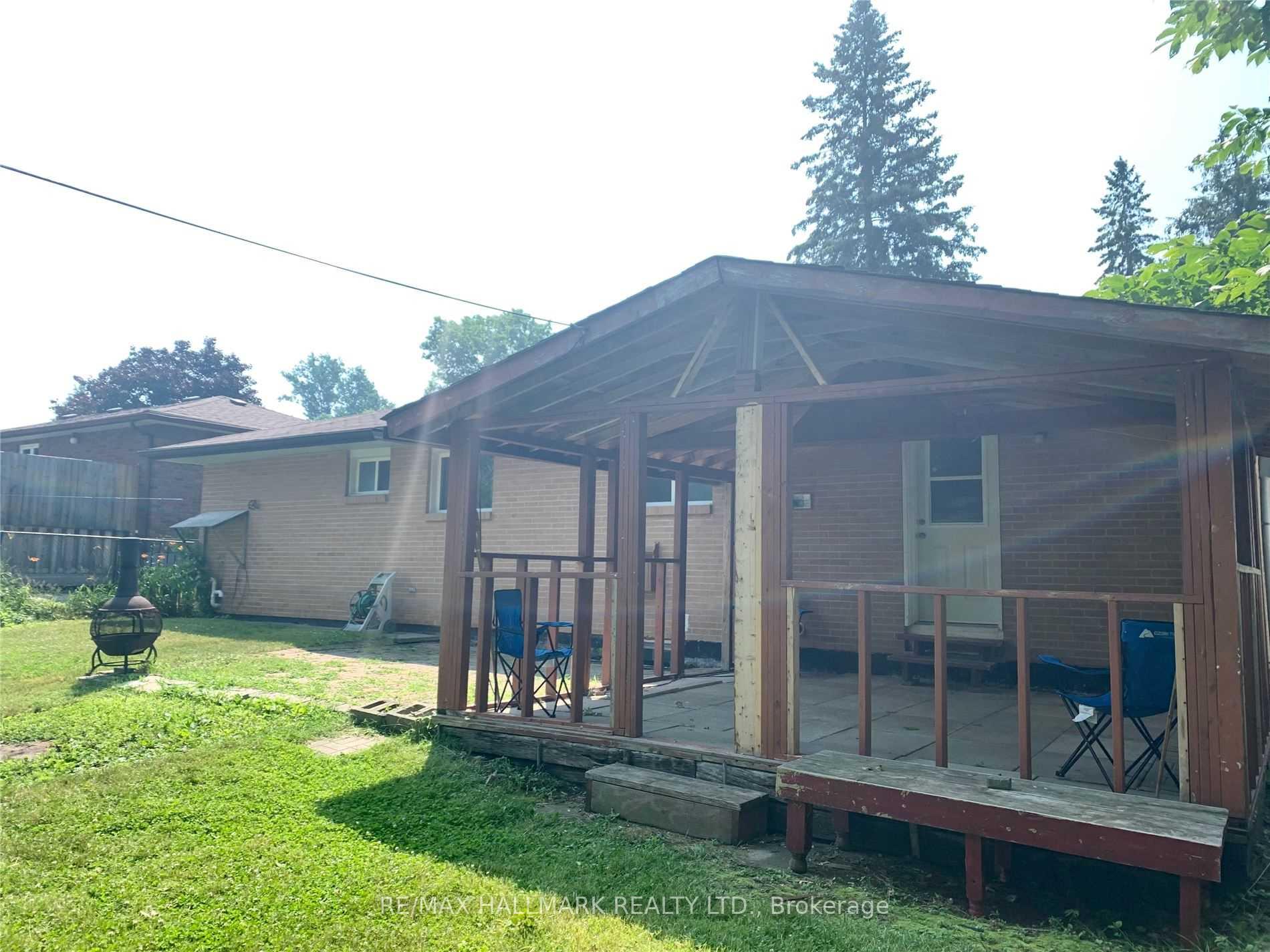 Photo 12 of 302 Walter Drive, Georgina, Keswick South — HOMEH