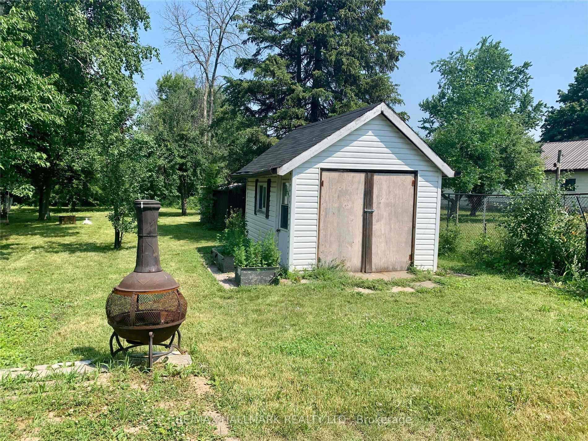 Photo 14 of 302 Walter Drive, Georgina, Keswick South — HOMEH