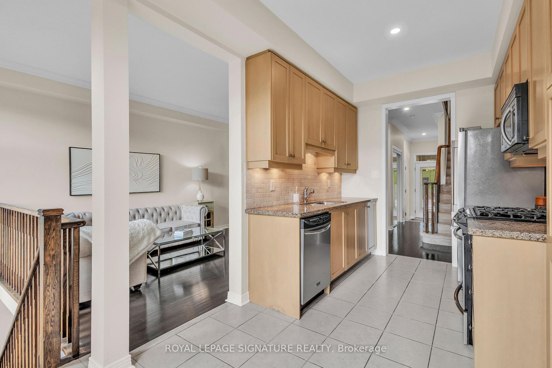 Photo 10 of 4120 Rawlins Common N, Burlington, Rose — HOMEH
